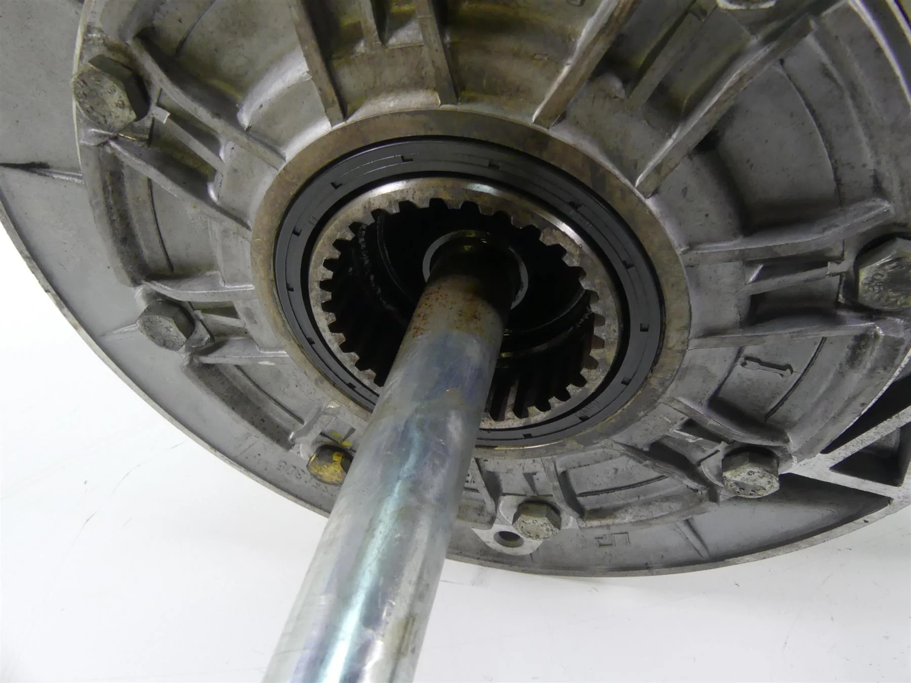 2001 Moto Guzzi California Sp 1100  Differential Swingarm Drive Shaft GU30350262 - Image 10