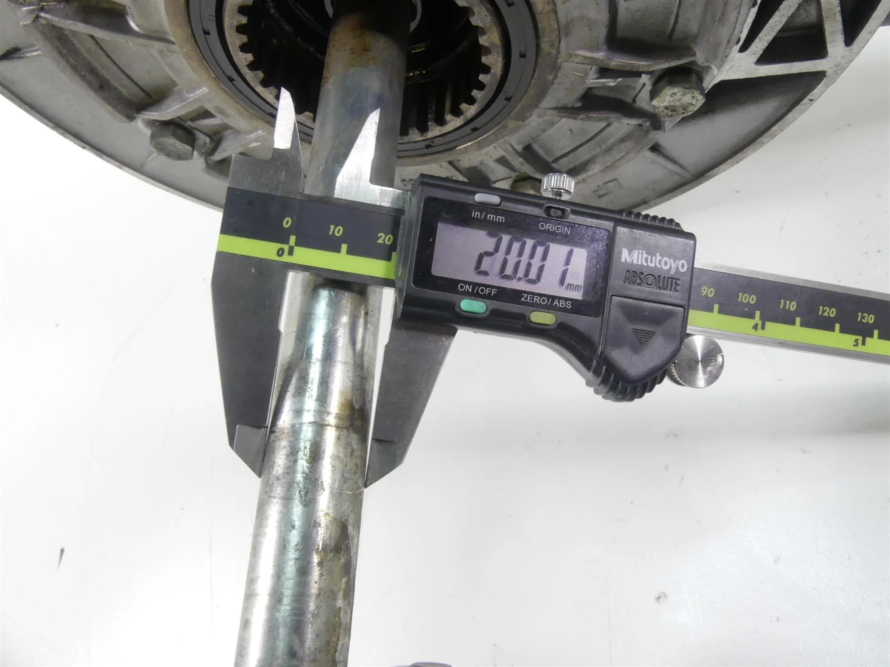 2001 Moto Guzzi California Sp 1100  Differential Swingarm Drive Shaft GU30350262 - Image 12