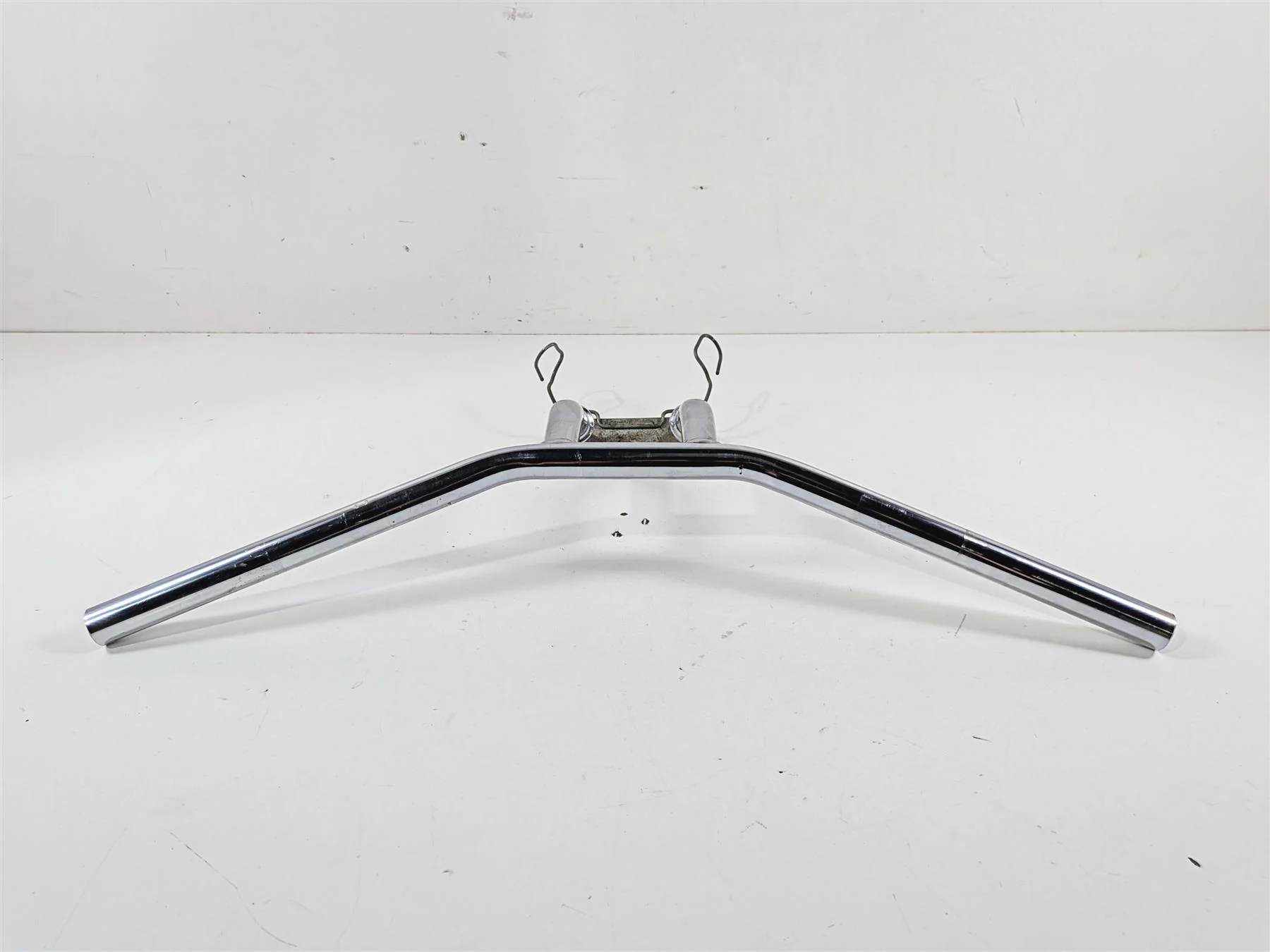 2001 Suzuki VZ800 Marauder Handlebar Handle Bar Steering 56110-48E00 - Image 4