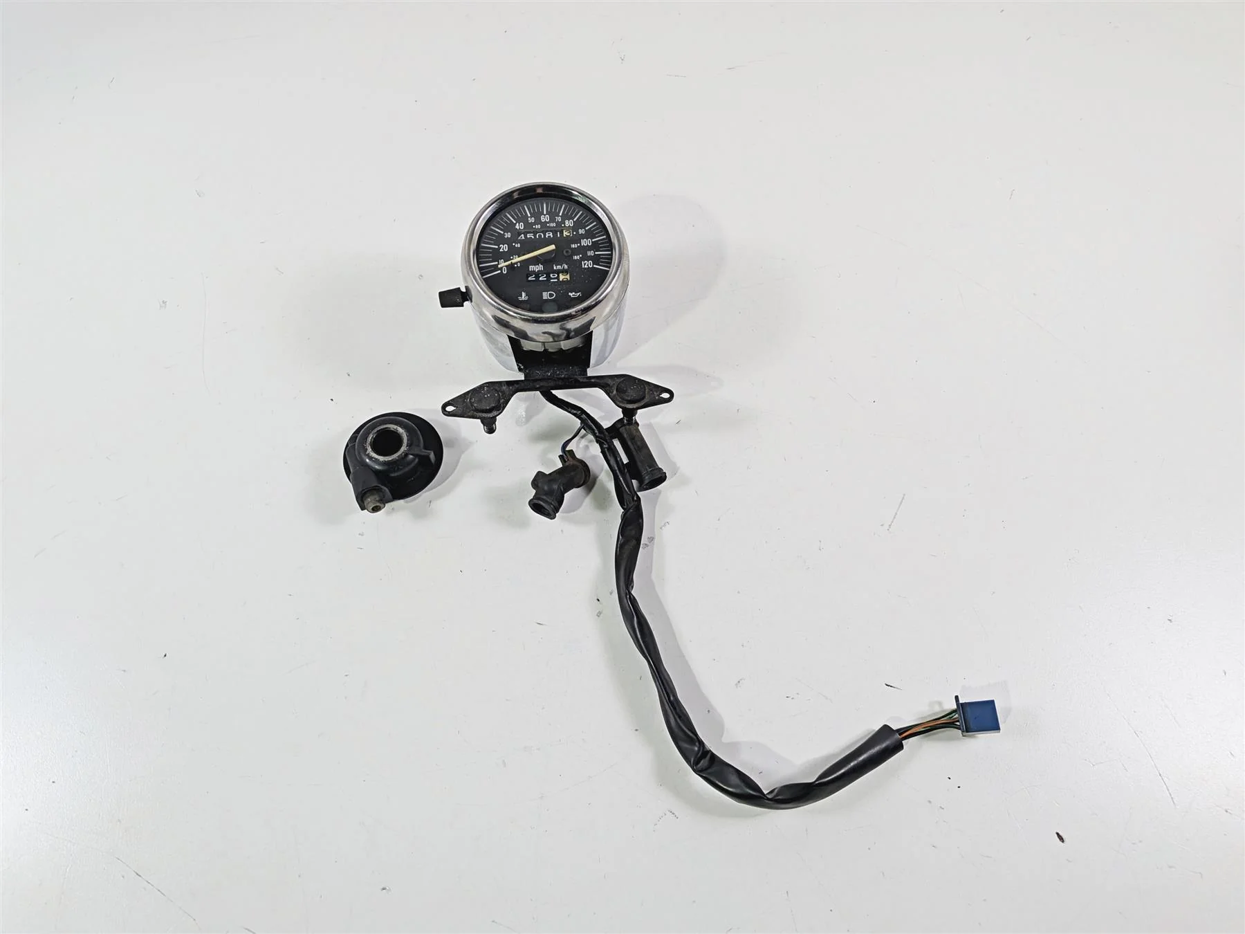 2001 Suzuki VZ800 Marauder Speedometer Gauge Instrument 45k 34110-48E30