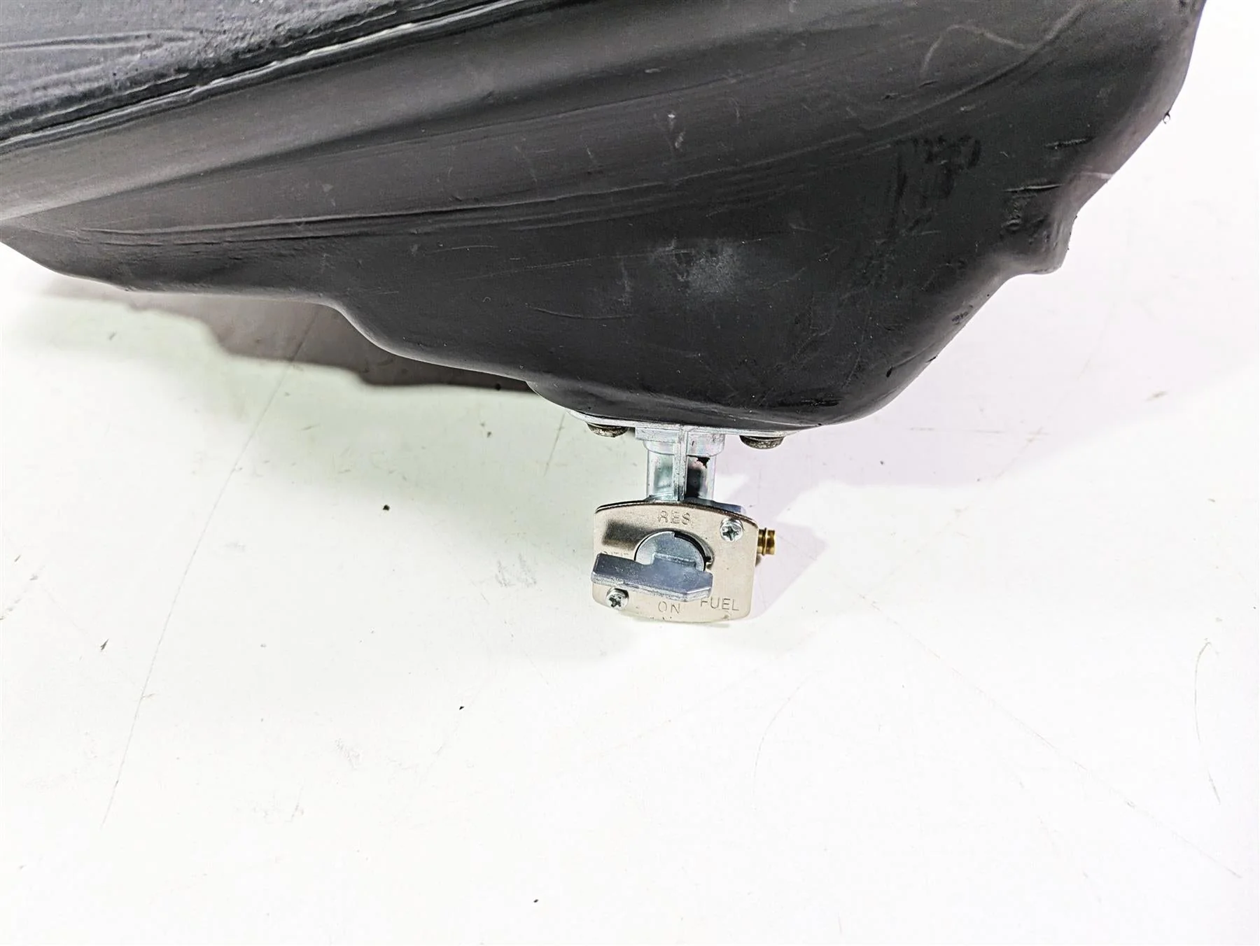 2001 Yamaha Banshee YFZ350 Plastic Fuel Gas Tank & Petcock 2GU-24110-00-00 - Image 11