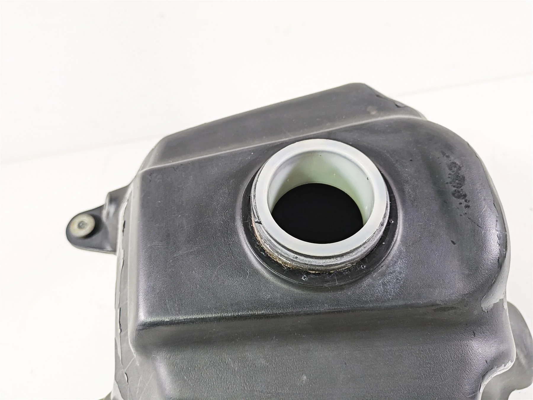 2001 Yamaha Banshee YFZ350 Plastic Fuel Gas Tank & Petcock 2GU-24110-00-00 - Image 8
