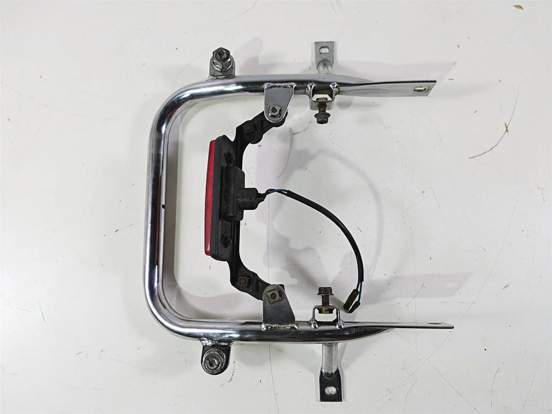 2001 Yamaha Banshee YFZ350 Rear Chrome Rail & Taillight Set 3GG-2845R-00-00 - Image 10