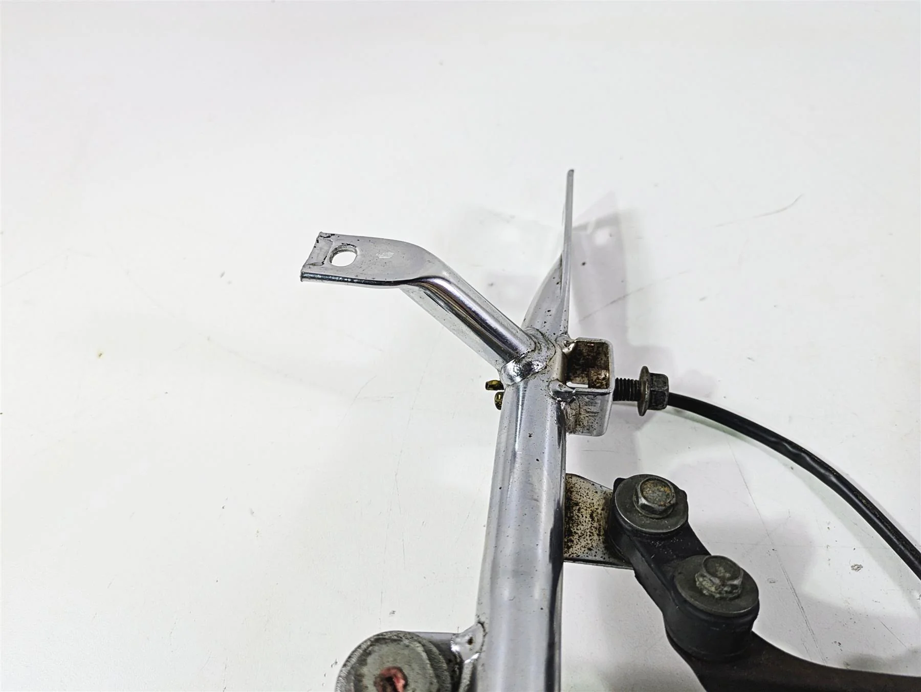 2001 Yamaha Banshee YFZ350 Rear Chrome Rail & Taillight Set 3GG-2845R-00-00 - Image 6