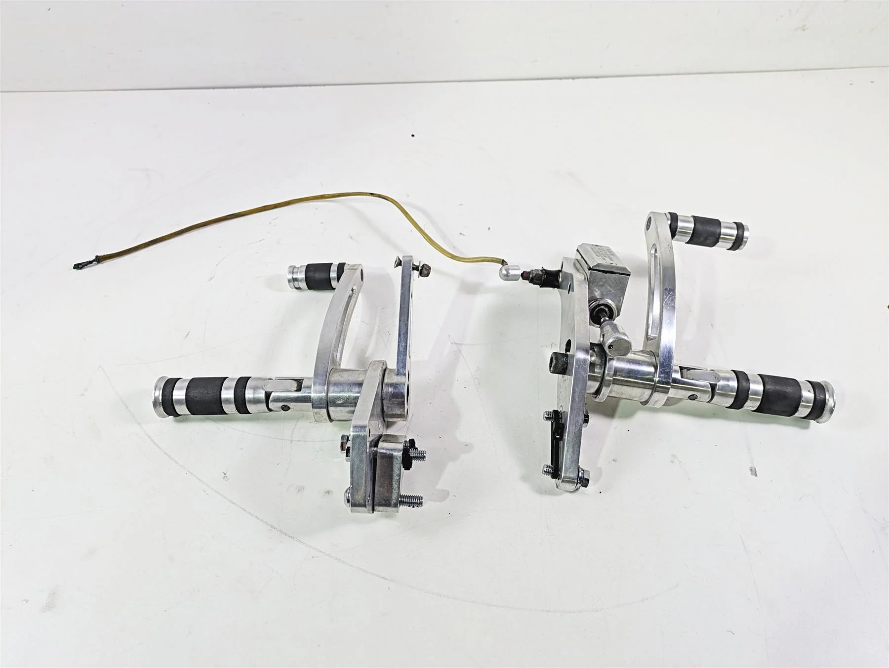 2002 Big Dog Pitbull Front Left Right Footpeg Master Cylinder Shifter Set - Image 2