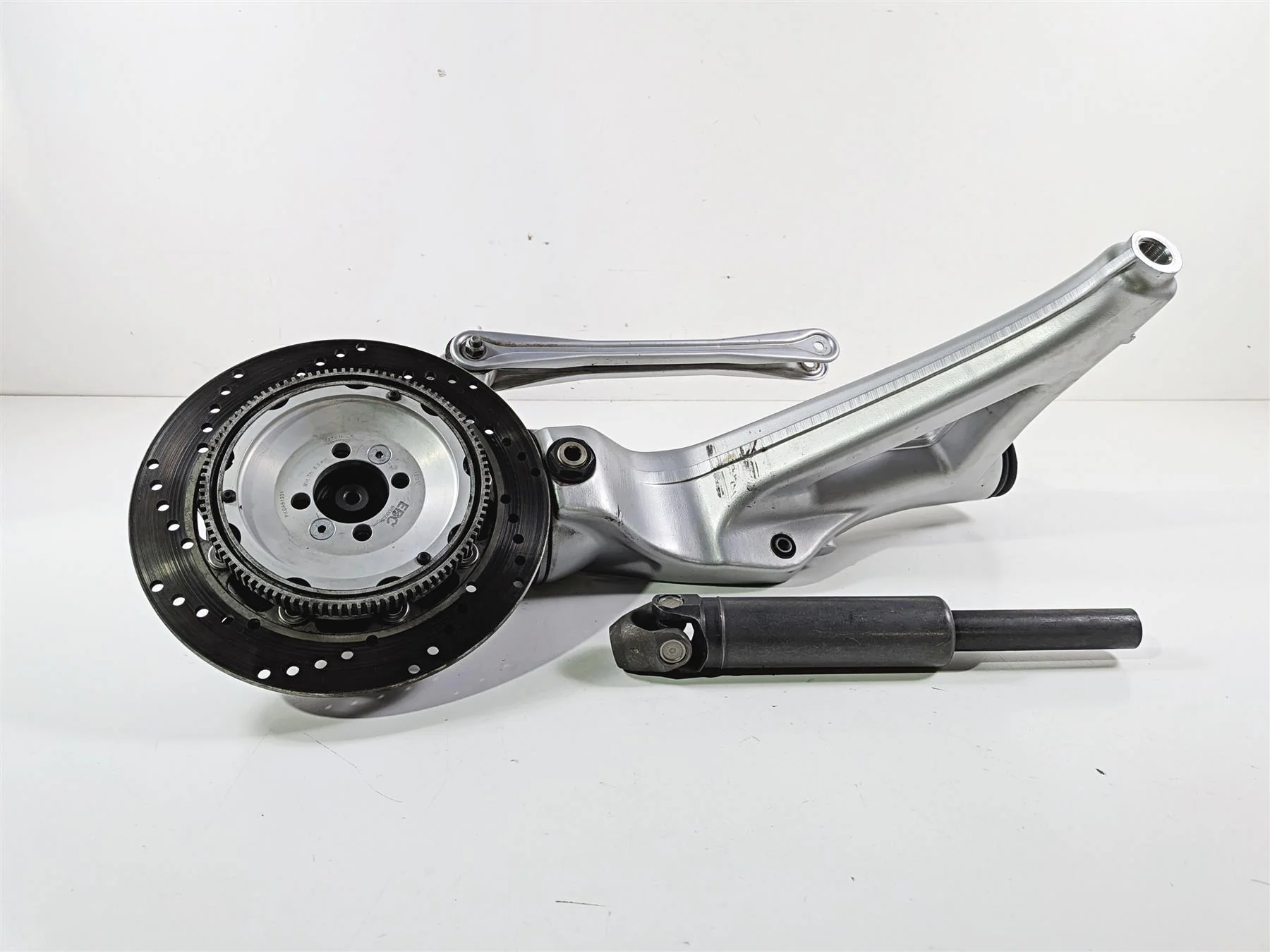 2002 BMW K1200LT 89V3 ABS Rear Differential Swingarm Drive Shaft 33112312317