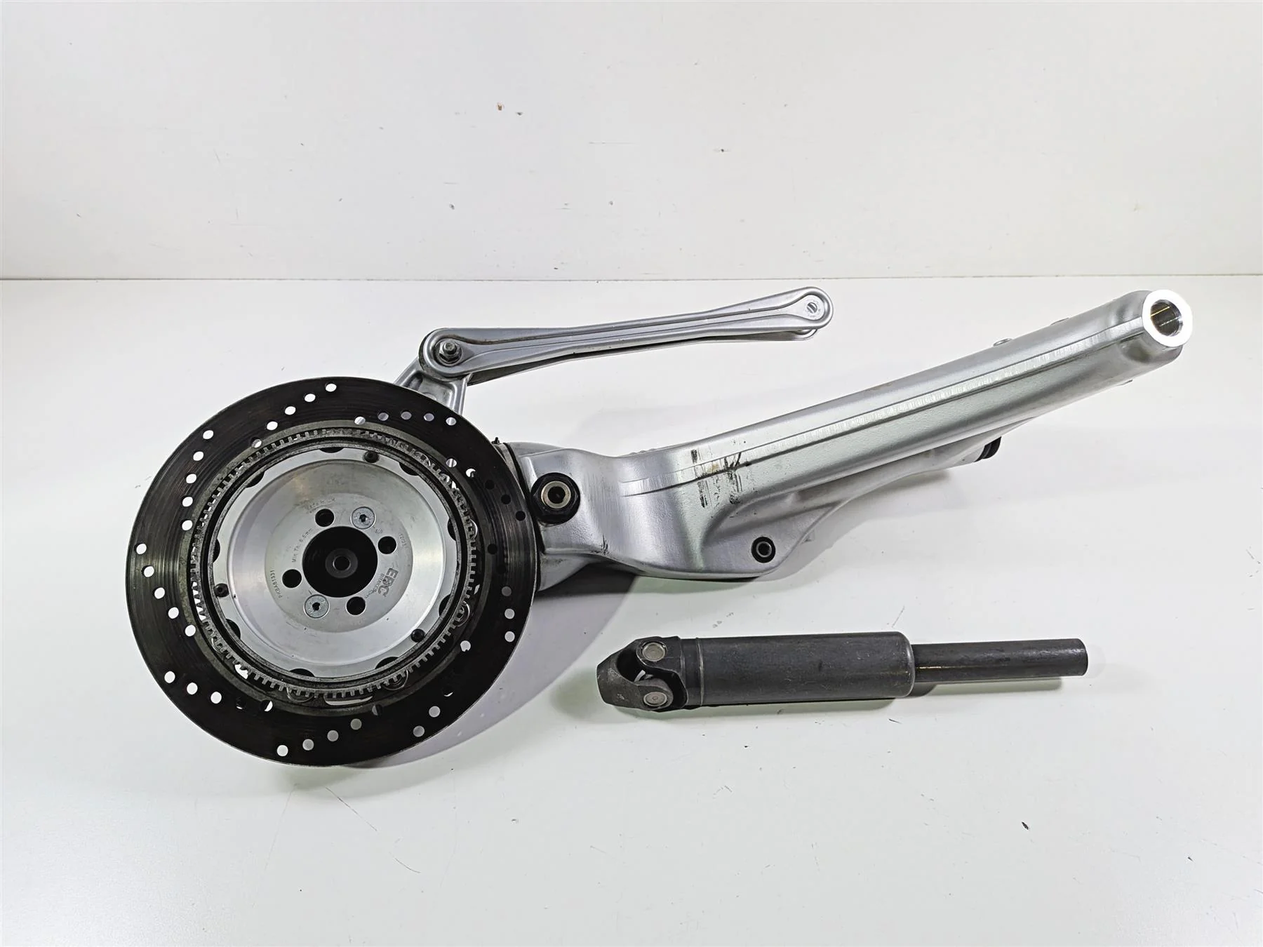 2002 BMW K1200LT 89V3 ABS Rear Differential Swingarm Drive Shaft 33112312317 - Image 12