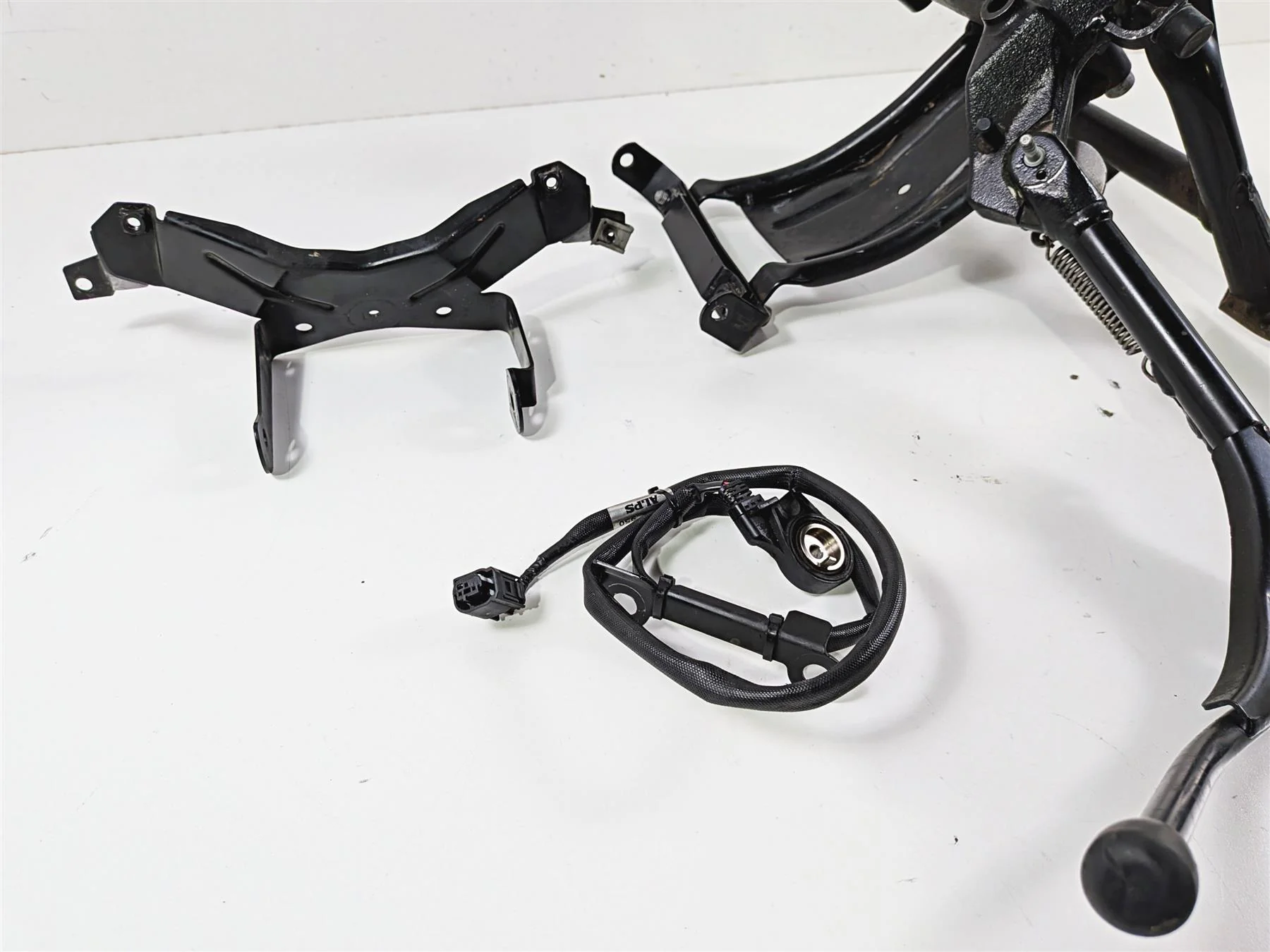 2002 BMW K1200LT 89V3 Center & Side Kickstand & Mount 46522332167 46537666943 - Image 3