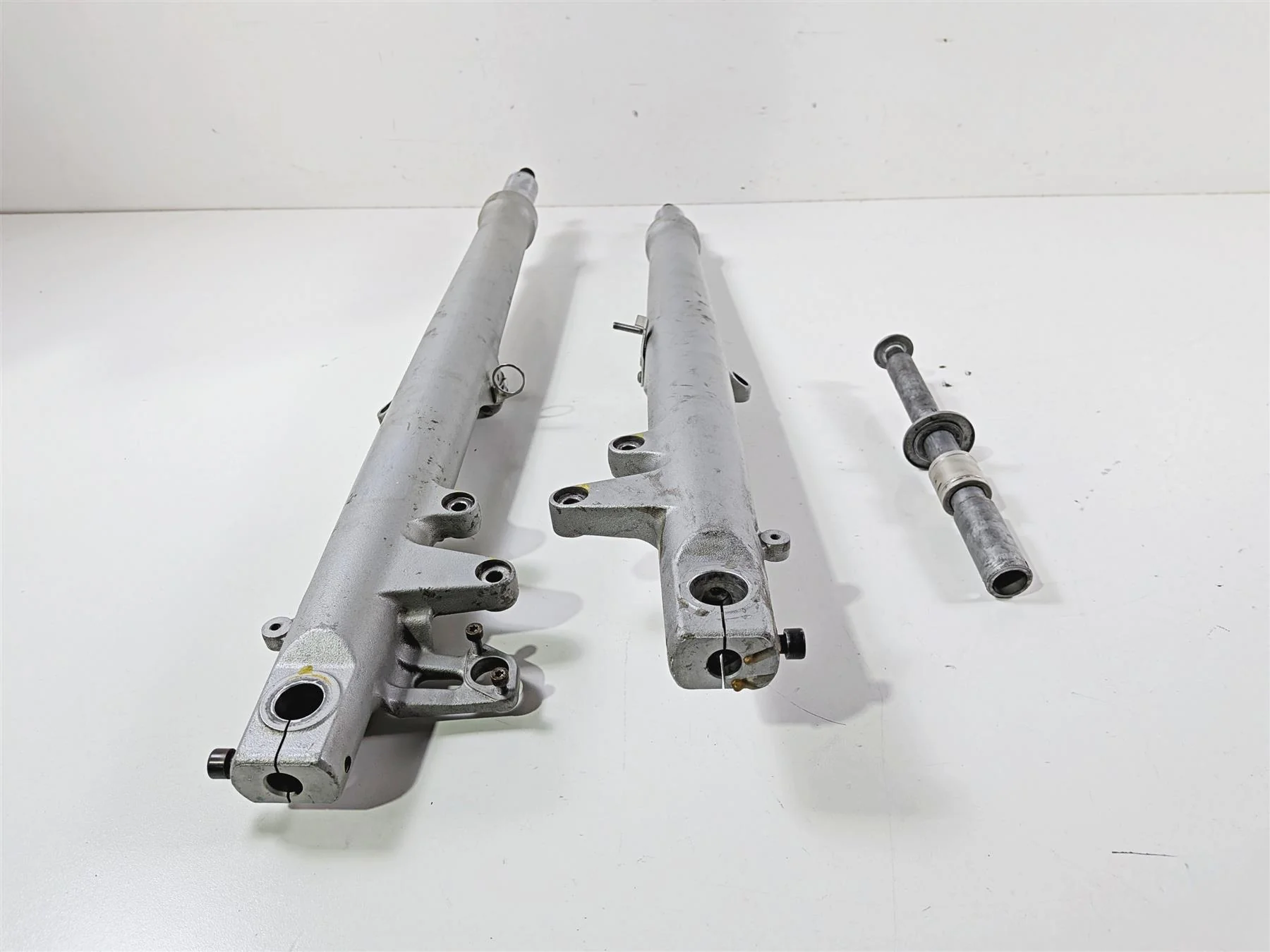 2002 BMW K1200LT 89V3 Front Fork Leg & Axle Set 31427650691 31427650692 - Image 3