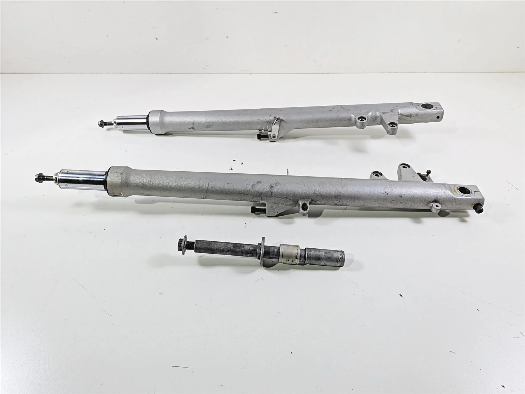 2002 BMW K1200LT 89V3 Front Fork Leg & Axle Set 31427650691 31427650692 - Image 4