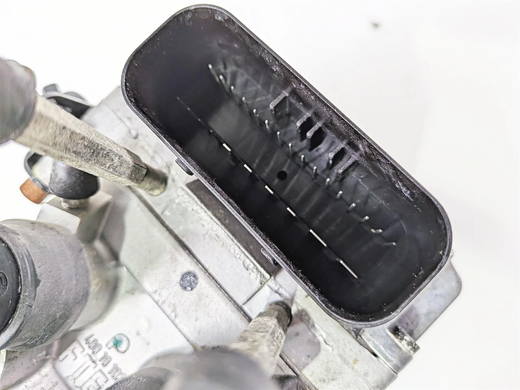 2002 BMW K1200LT 89V3 Integral Abs Control Module Pump -READ 34517728205 - Image 10