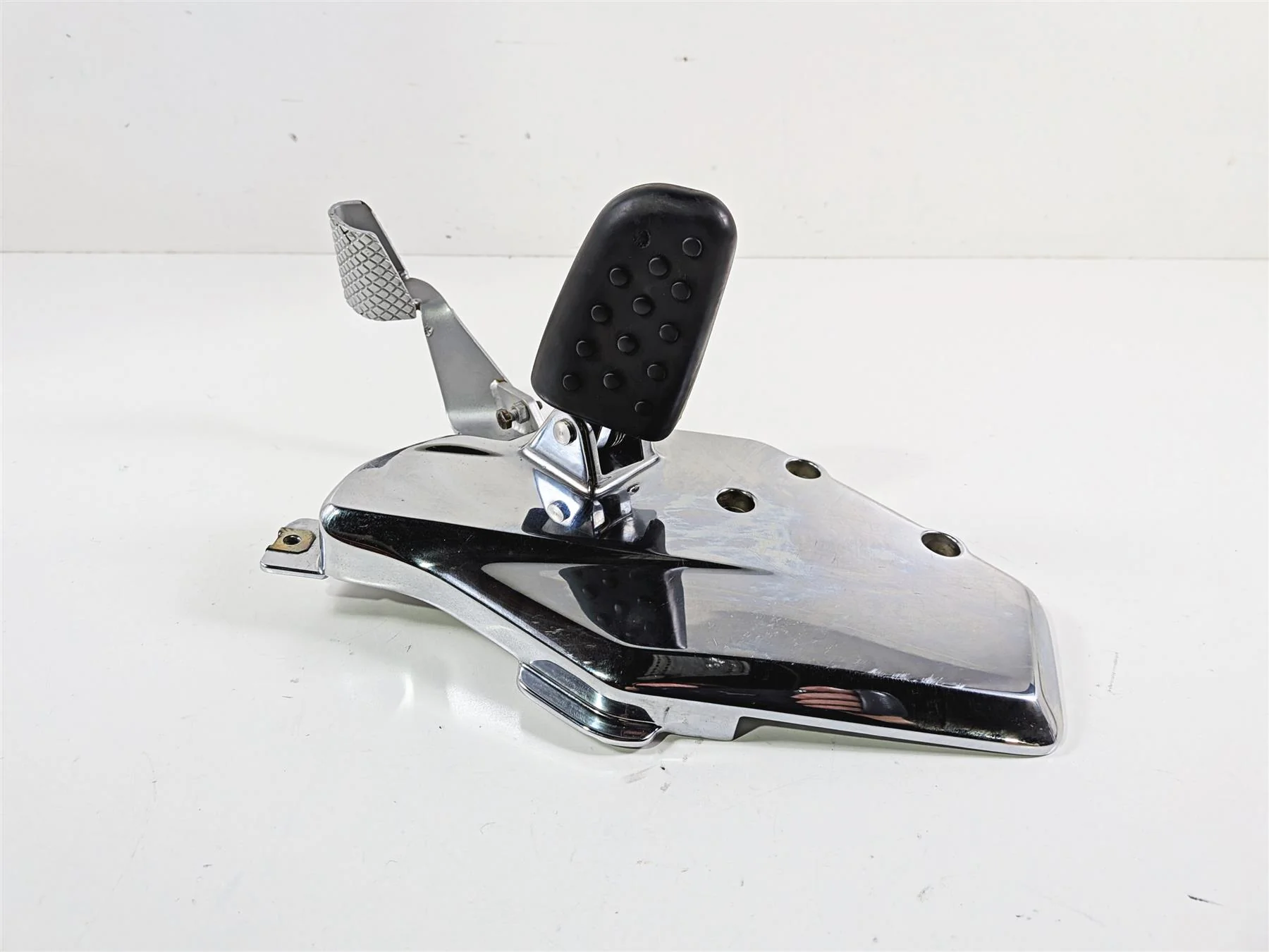 2002 BMW K1200LT 89V3 Right Chrome Footpeg Set & Brake Pedal 46717682134 - Image 3