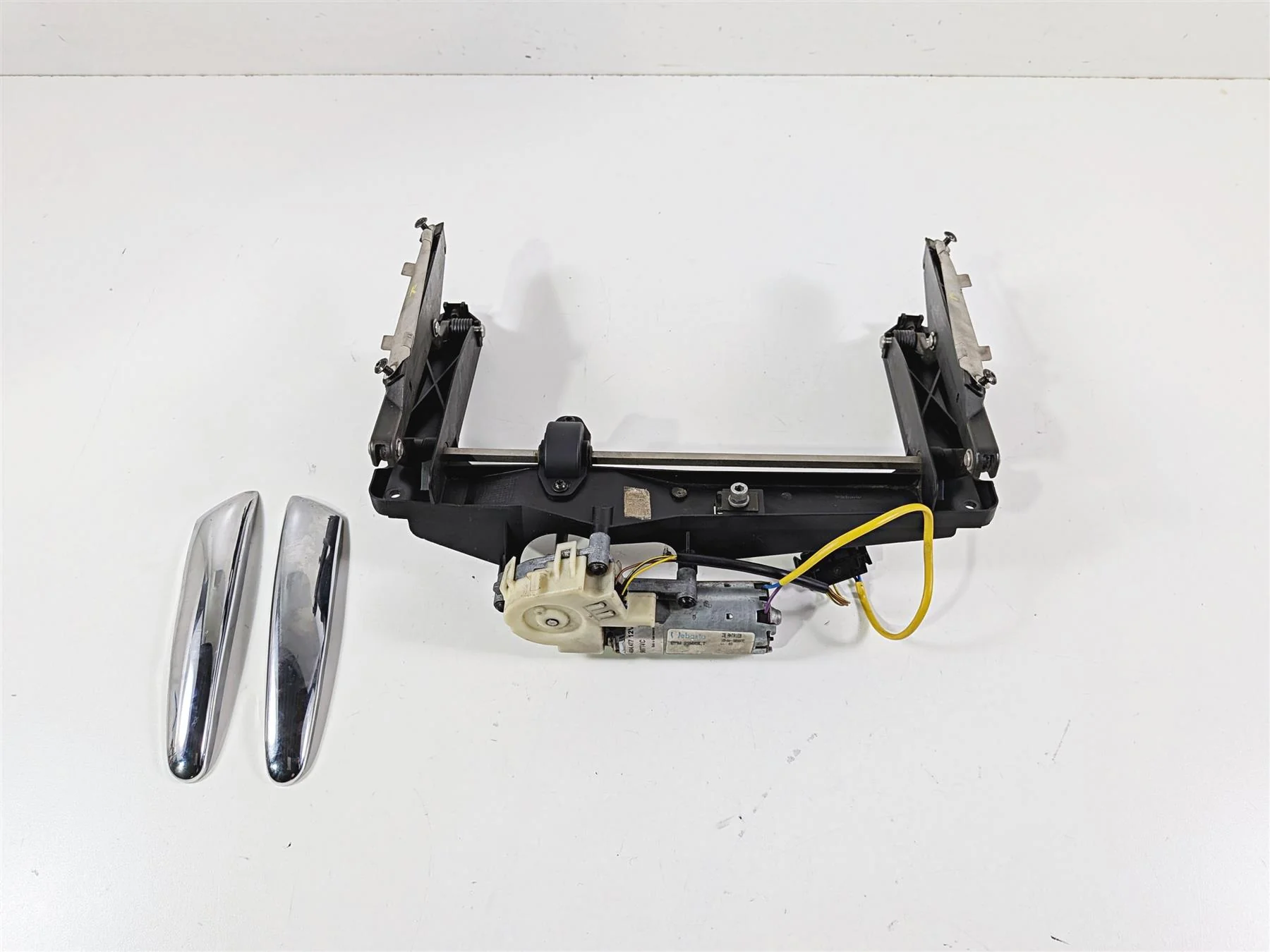 2002 BMW K1200LT 89V3 Windshield Adjuster & Motor Set 46632307916 - Image 12