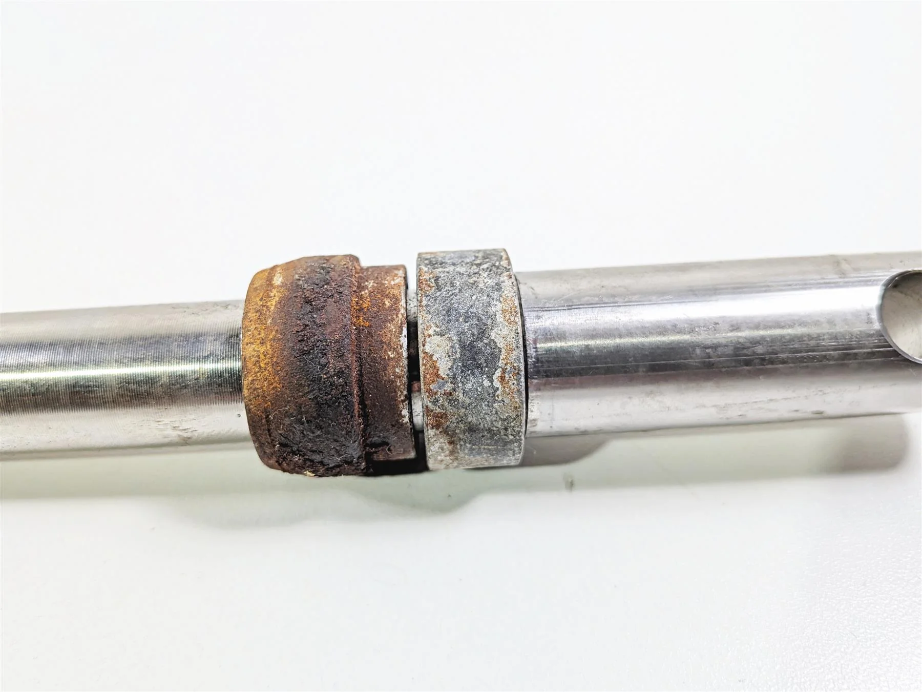 2002 Harley Davidson XLH883 Sportster Front Wheel Spindle Axle 43895-00 - Image 9