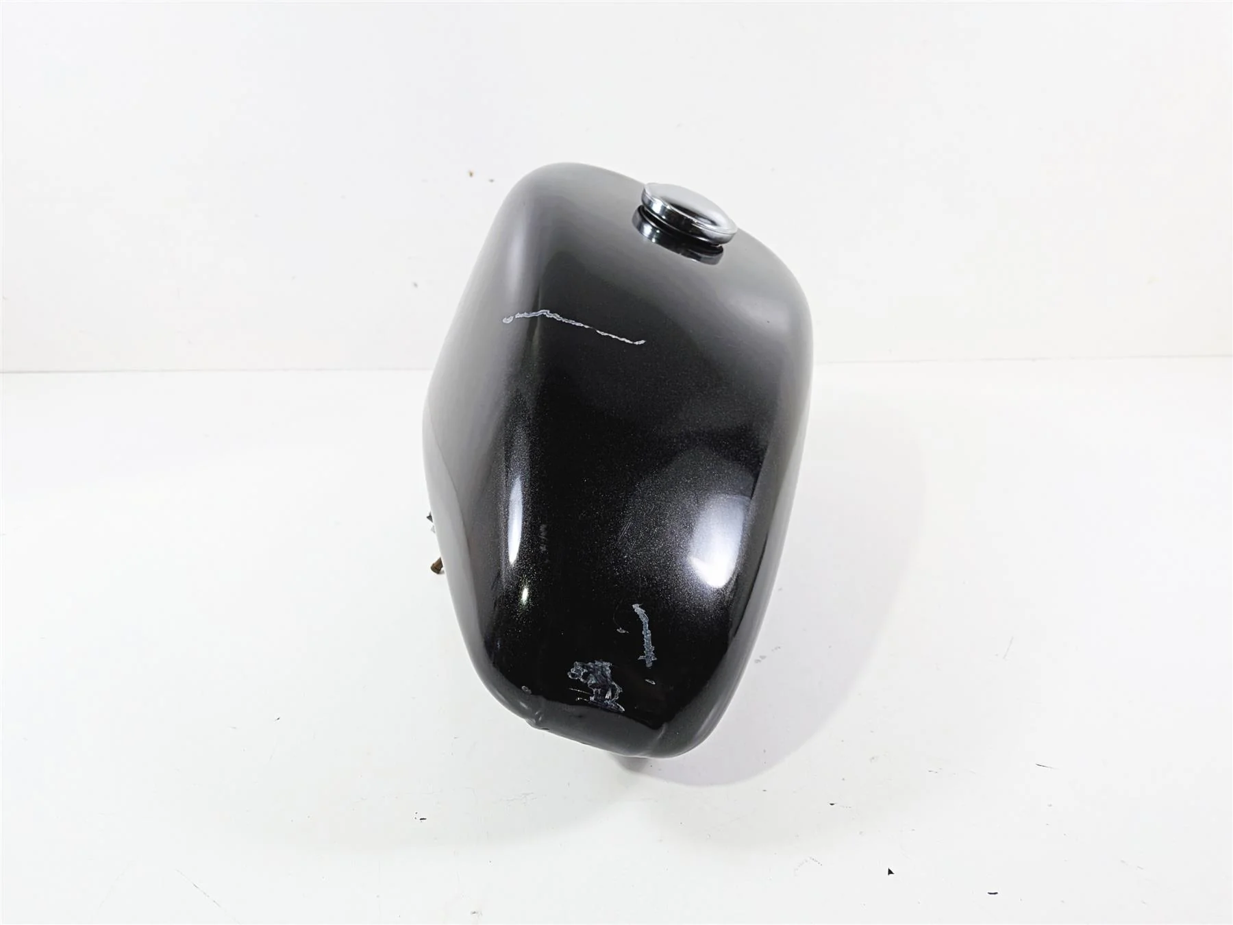 2002 Harley Davidson XLH883 Sportster Fuel Tank & Petcock 61348-03 - Image 2