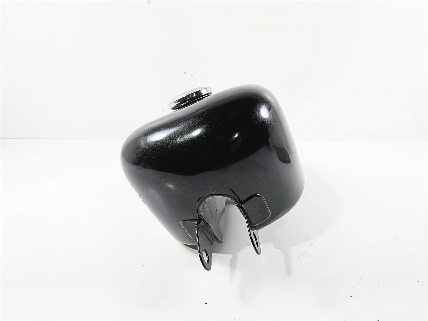 2002 Harley Davidson XLH883 Sportster Fuel Tank & Petcock 61348-03 - Image 4