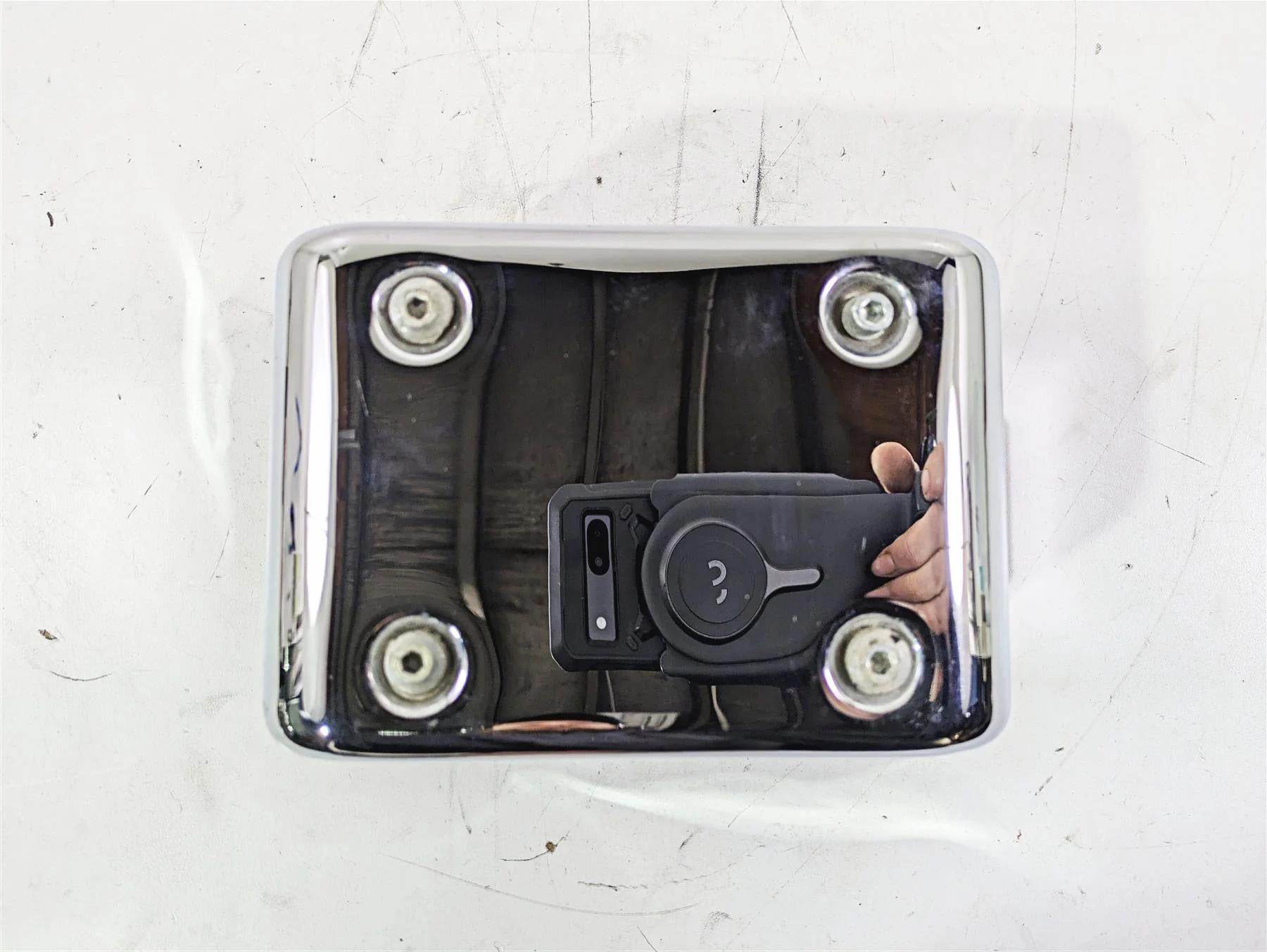 2002 Harley Dyna FXDL Low Rider Electrical Box Carrier & Chrome Cover 66333-99 - Image 11