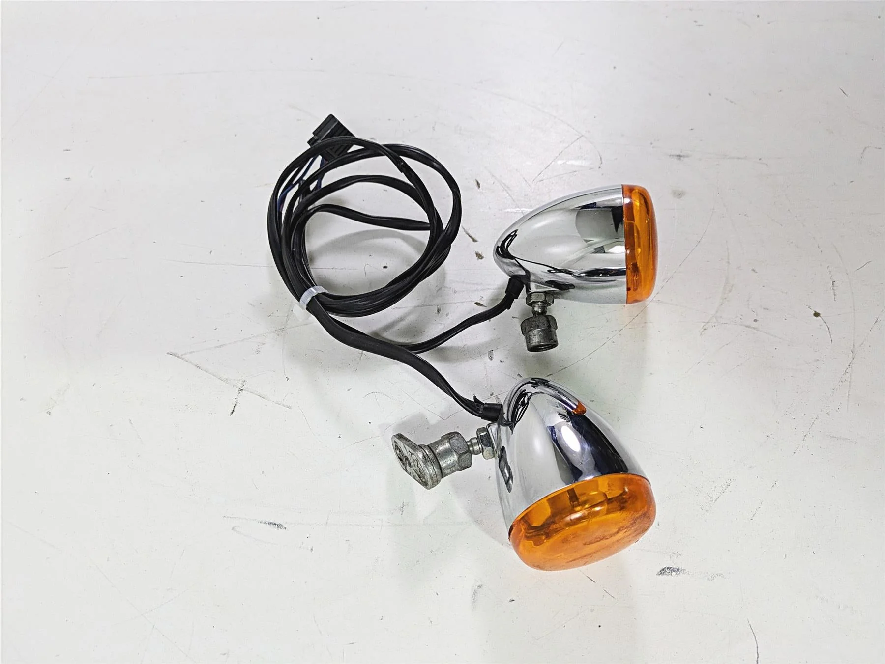 2002 Harley Dyna FXDL Low Rider Front Blinker Turn Signal Set 68972-00 - Image 2