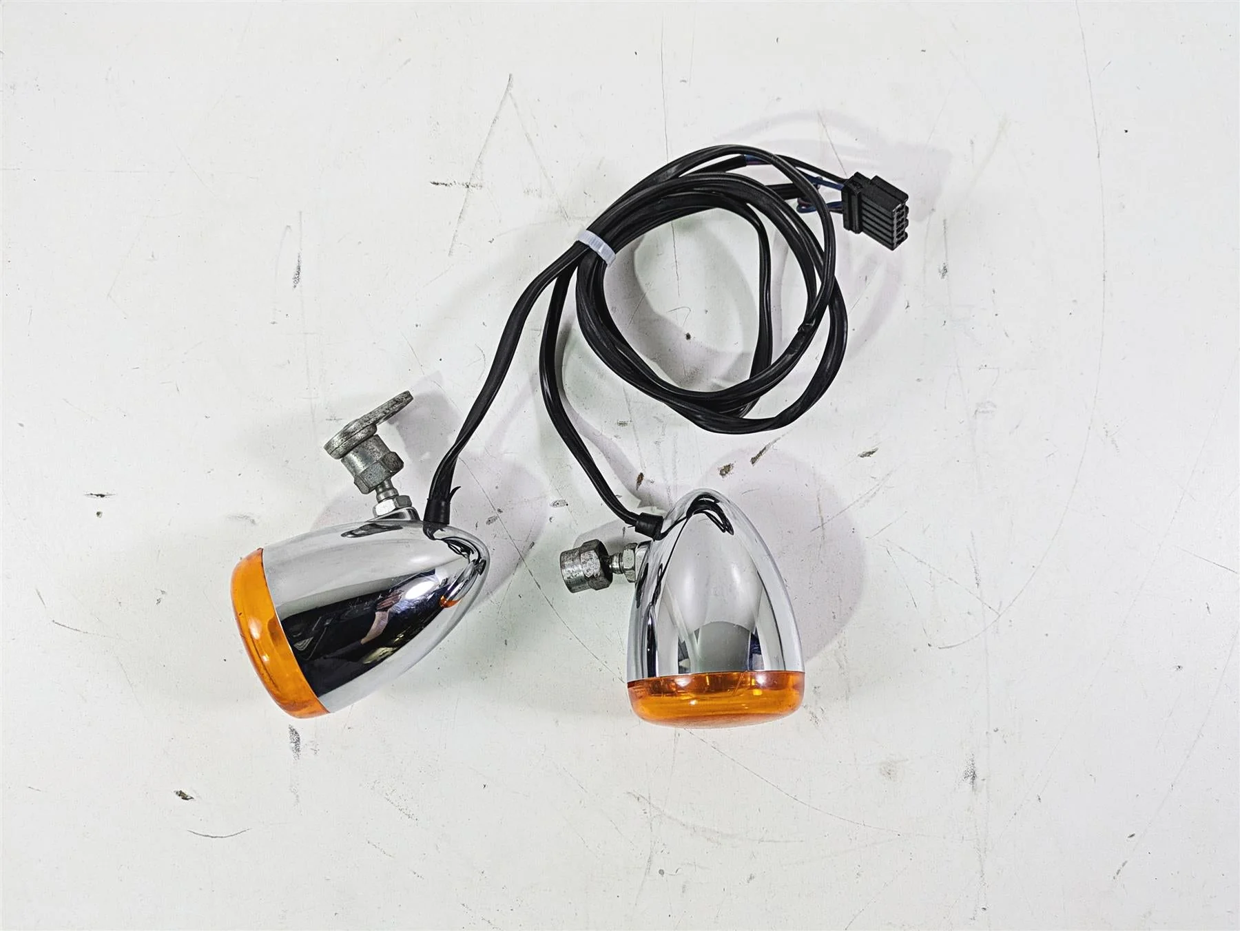 2002 Harley Dyna FXDL Low Rider Front Blinker Turn Signal Set 68972-00 - Image 4