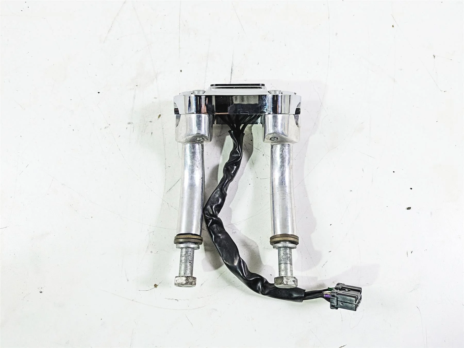 2002 Harley Dyna FXDL Low Rider Handlebar Riser Custom Top Plate Set 56124-77 - Image 3