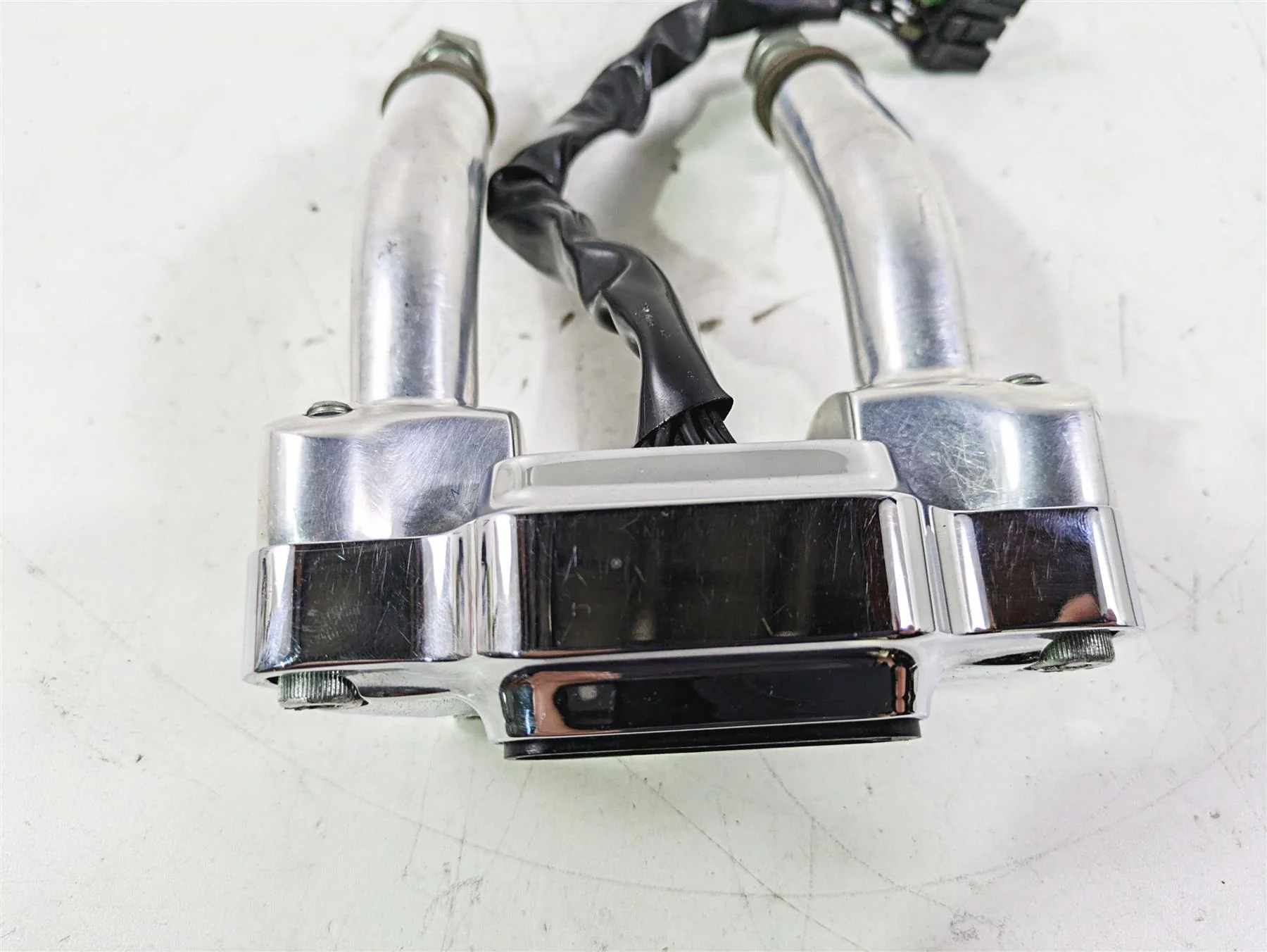 2002 Harley Dyna FXDL Low Rider Handlebar Riser Custom Top Plate Set 56124-77 - Image 8