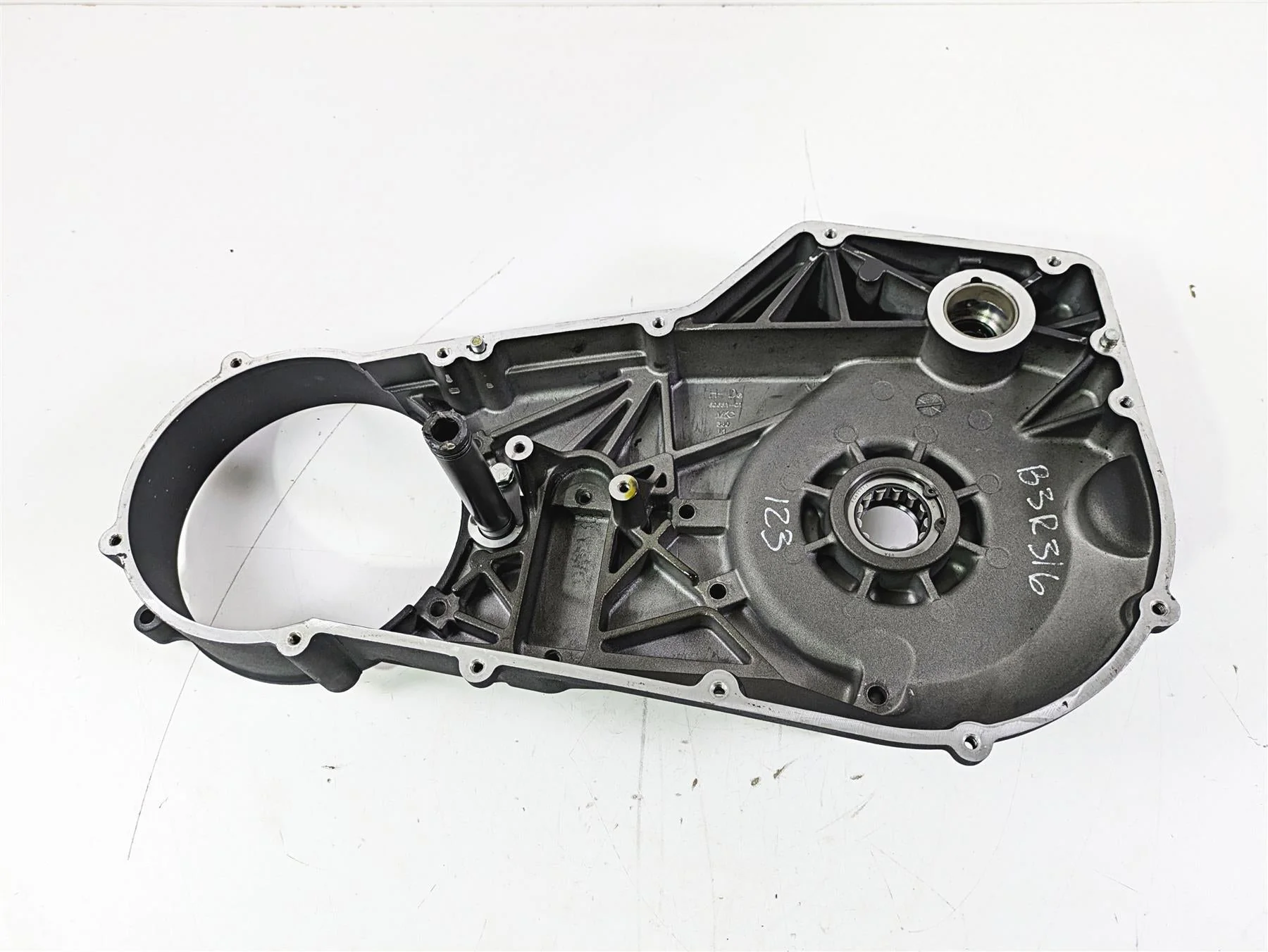 2002 Harley Dyna FXDL Low Rider Inner Primary Drive Clutch Cover Mid 60681-01 - Image 8