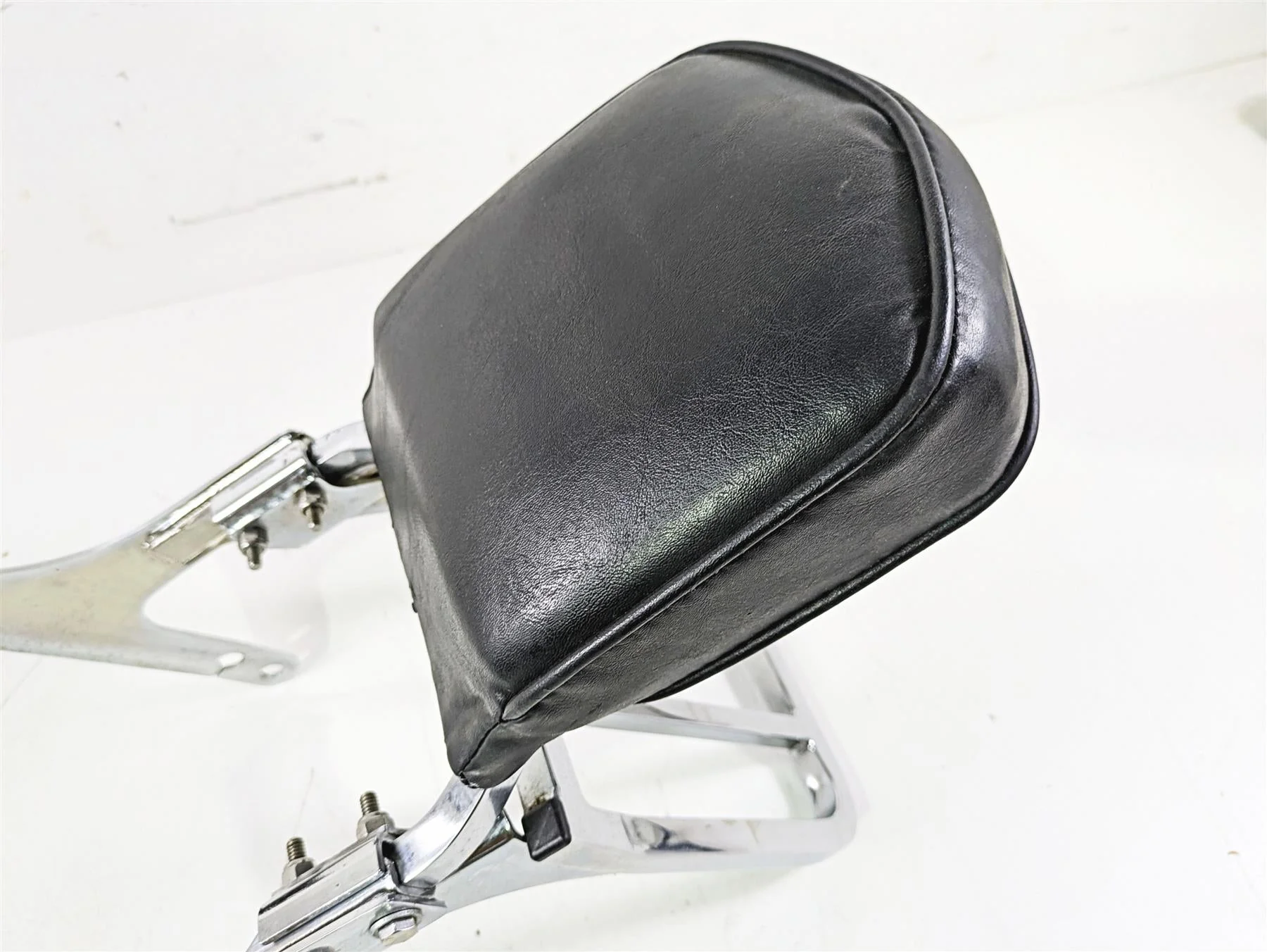 2002 Harley Dyna FXDL Low Rider Rear Chrome Sissy Bar Backrest Six Pack Rack - Image 6
