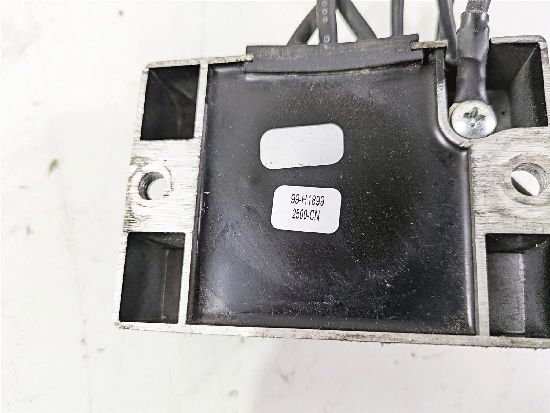 2002 Harley Dyna FXDL Low Rider Rectifier Voltage Regulator 74518-99A - Image 11