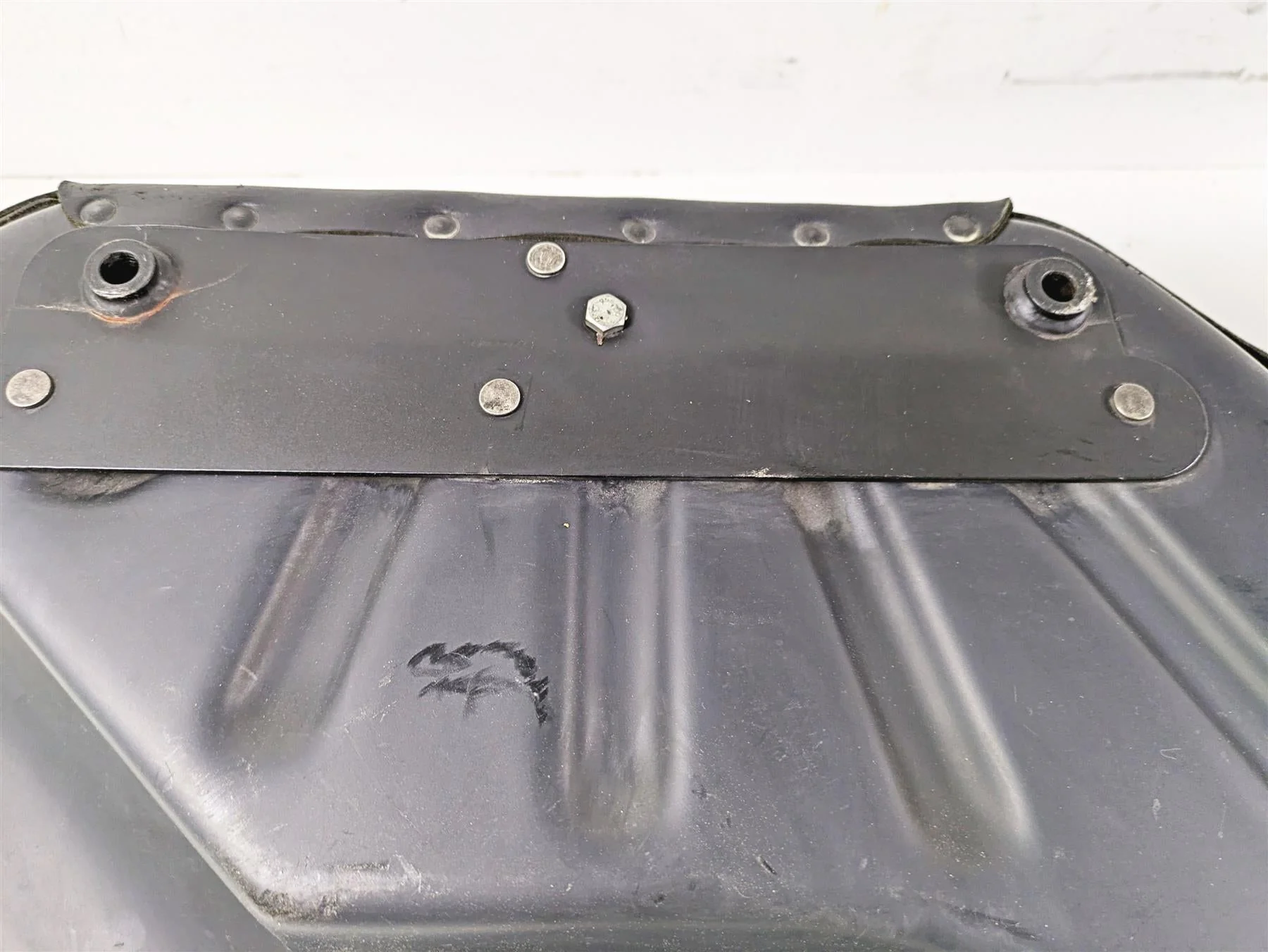 2002 Harley Dyna FXDL Low Rider Saddlebag Saddle Bag Set - Read 9036906D - Image 7