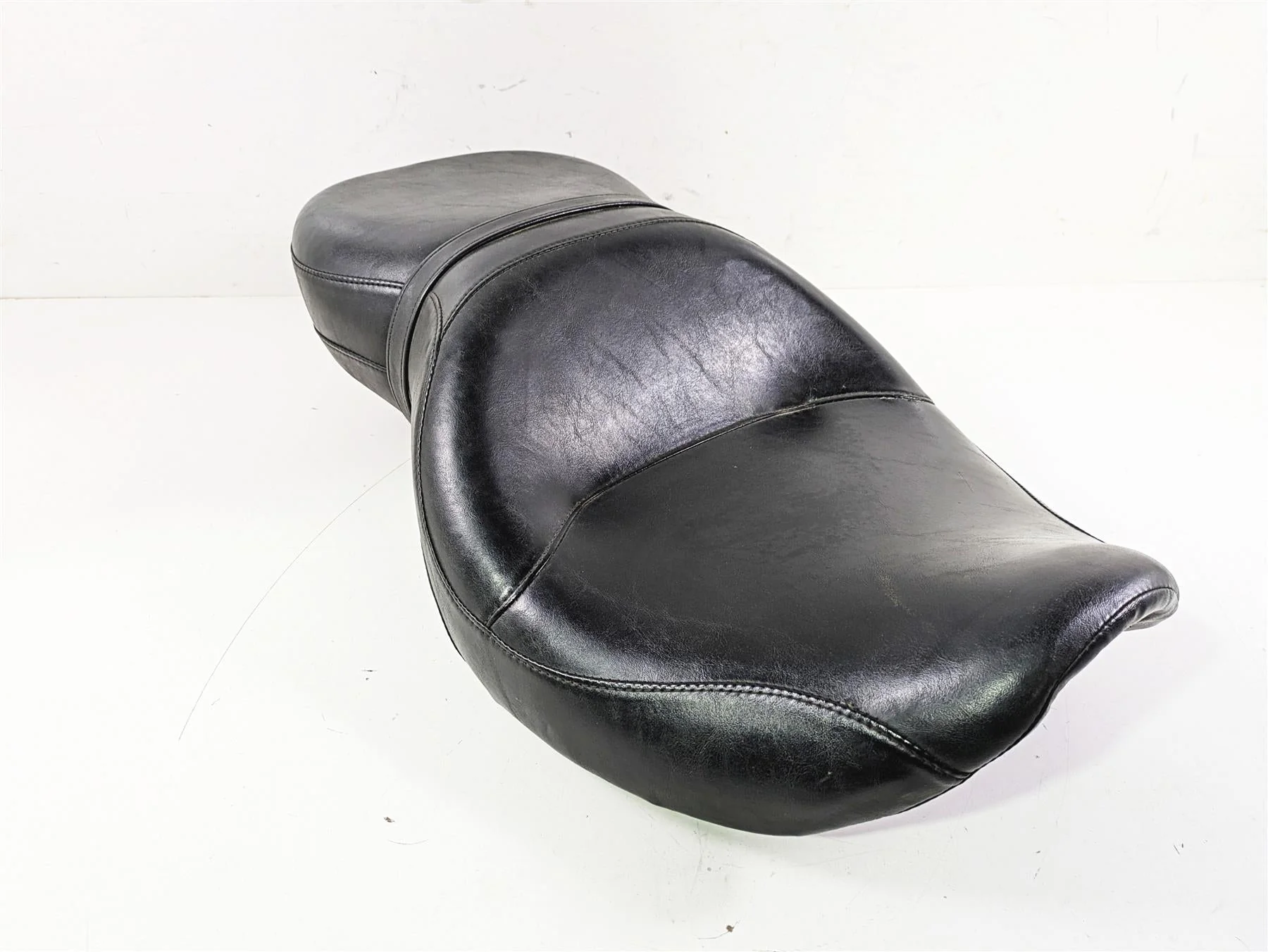 2002 Harley Dyna FXDL Low Rider Sundowner Driver Rider Seat Saddle 51540-01A