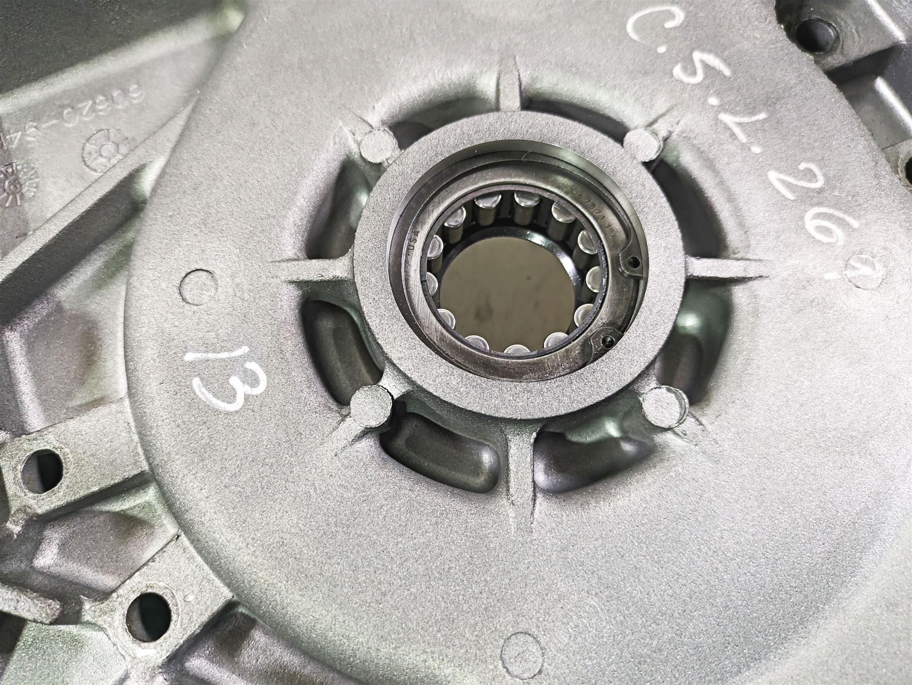2002 Harley FLSTC Softail Heritage Classic Inner Primary Clutch Cover 60620-94B - Image 11