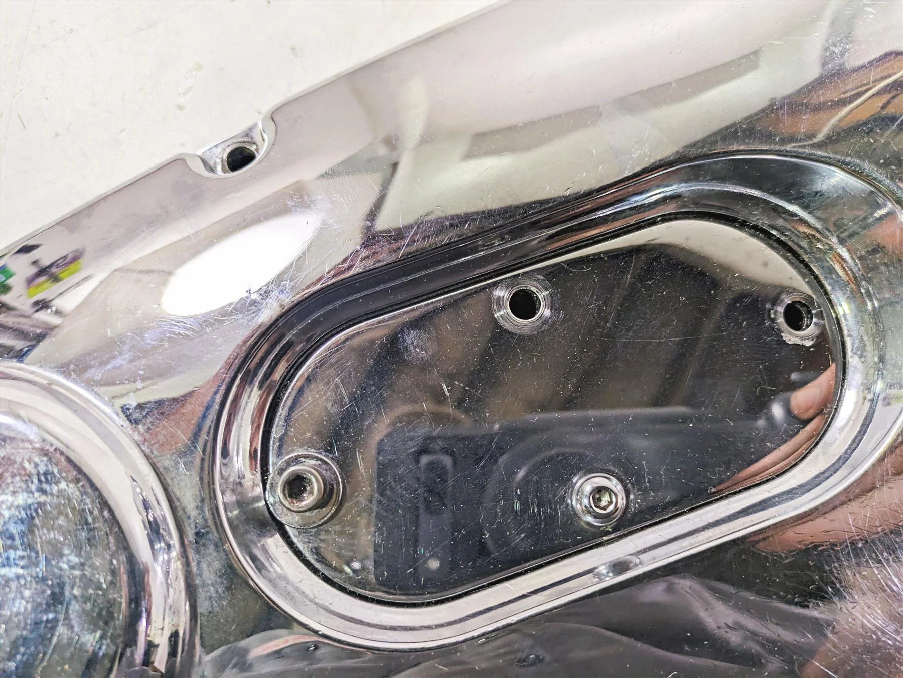 2002 Harley FLSTC Softail Heritage Classic Outer Primary Clutch Cover 60506-99 - Image 9