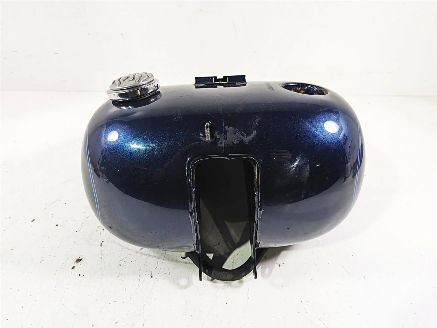 2002 Harley FLSTC Softail Heritage Fuel Gas Petrol Tank -No Dents 62180-00D - Image 4