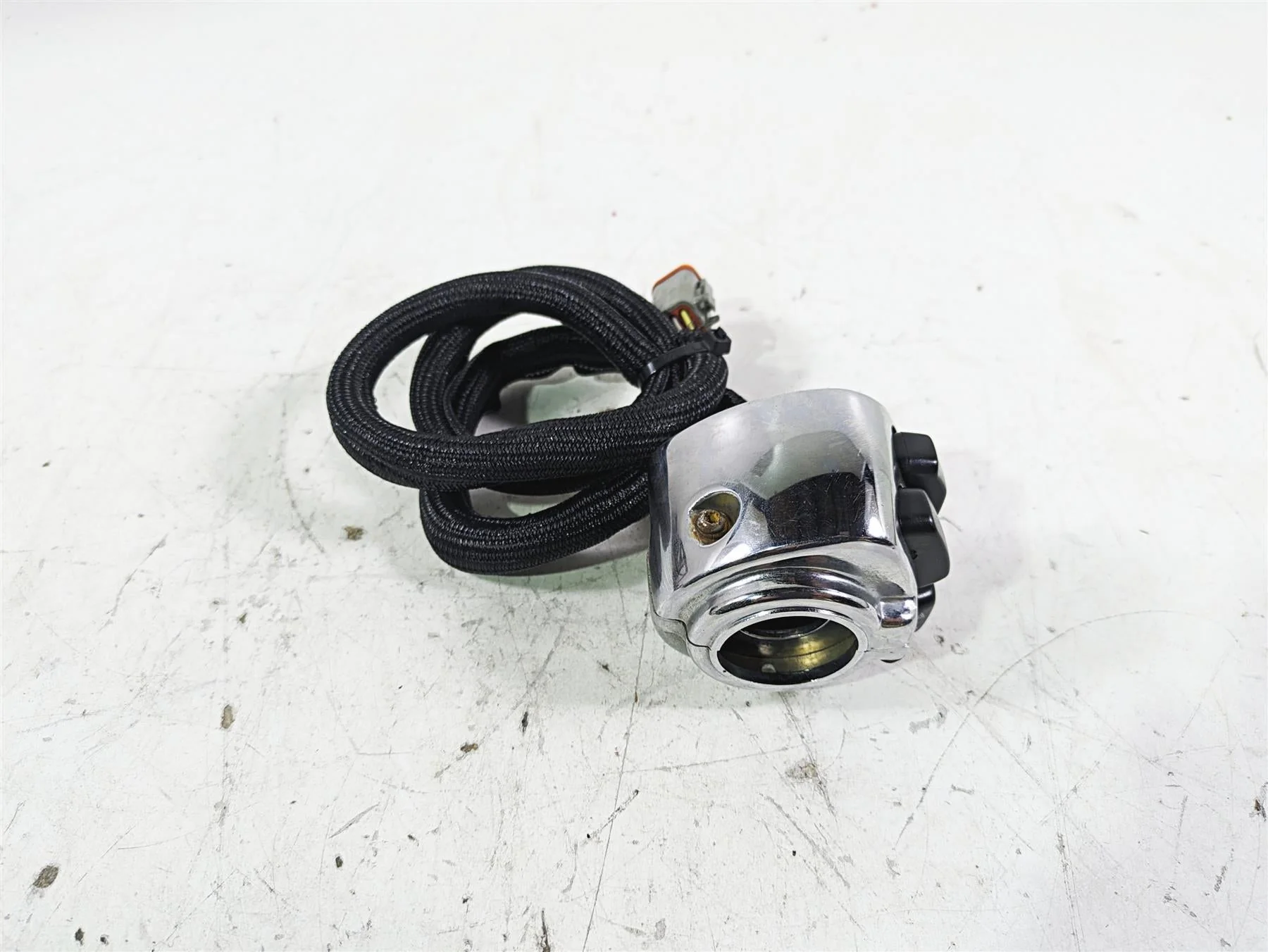2002 Harley FLSTC Softail Heritage Left Chrome Hand Control Switch 71682-06A - Image 4