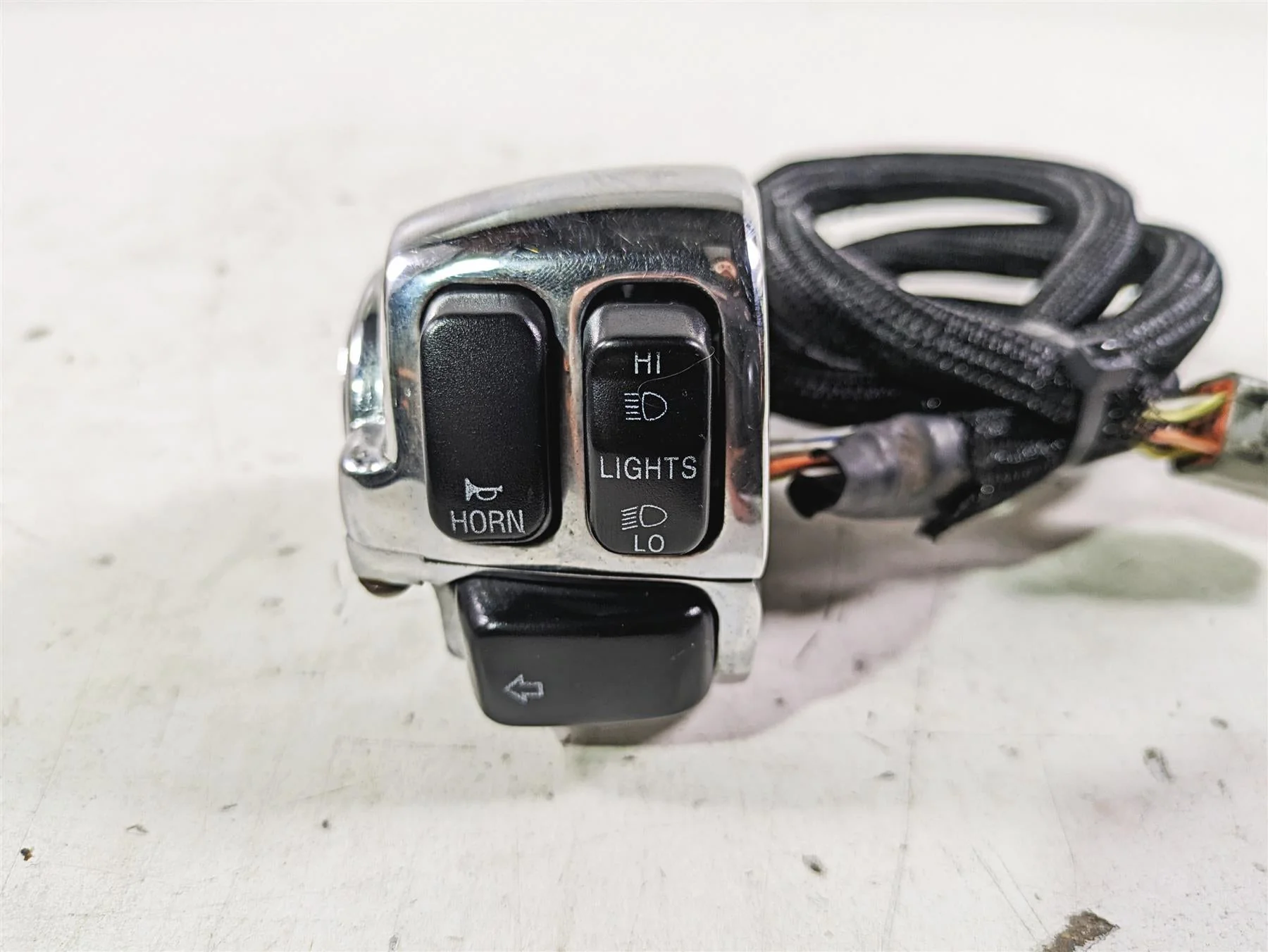 2002 Harley FLSTC Softail Heritage Left Chrome Hand Control Switch 71682-06A - Image 8