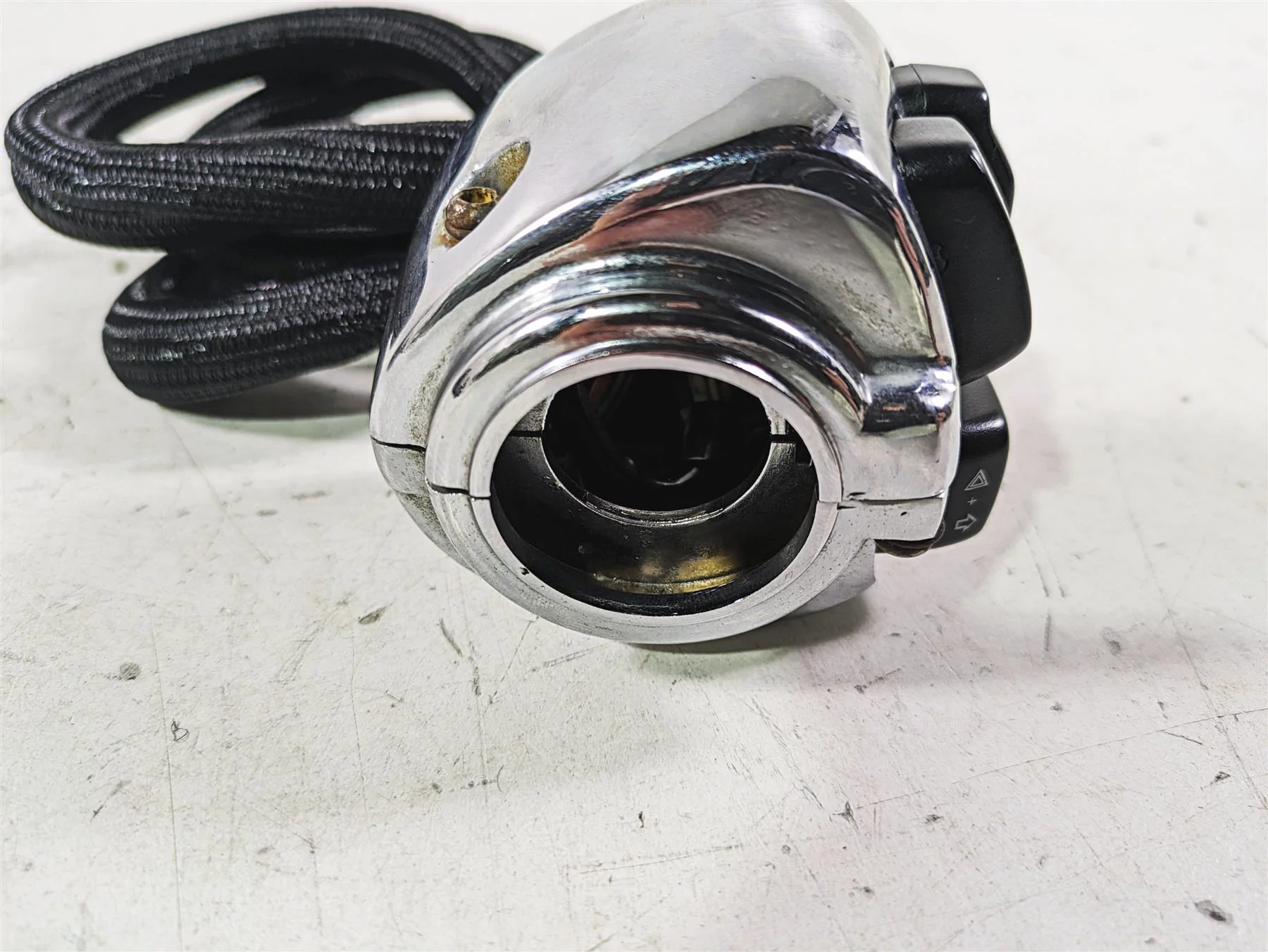 2002 Harley FLSTC Softail Heritage Left Chrome Hand Control Switch 71682-06A - Image 9