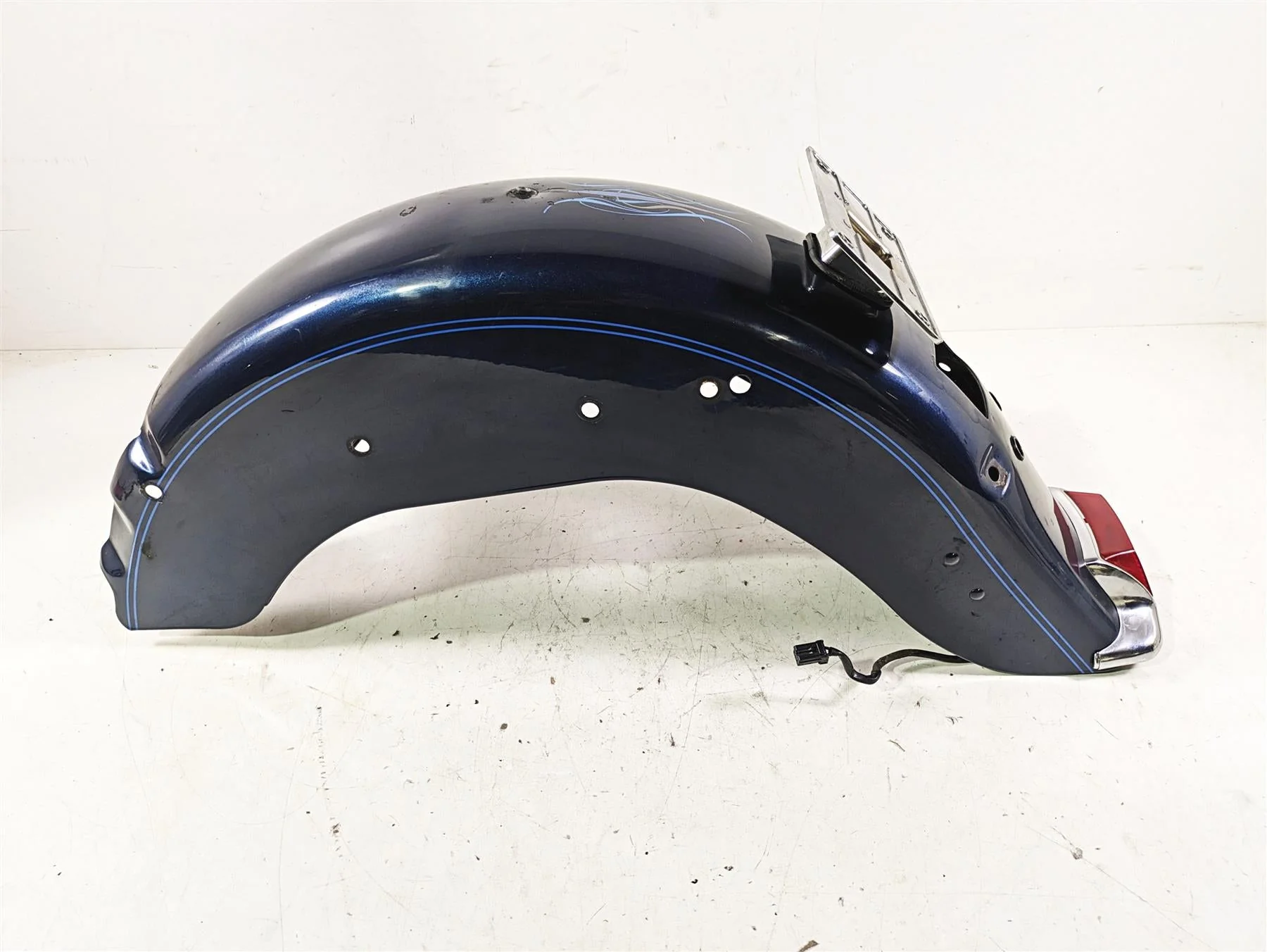 2002 Harley FLSTC Softail Heritage Rear Fender -Read 59144-00A