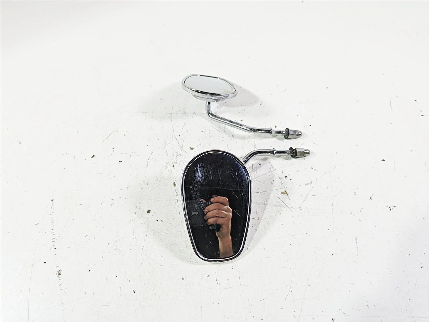 2002 Harley FLSTC Softail Heritage Rear View Mirror Set 91875-88A 91892-88A - Image 4