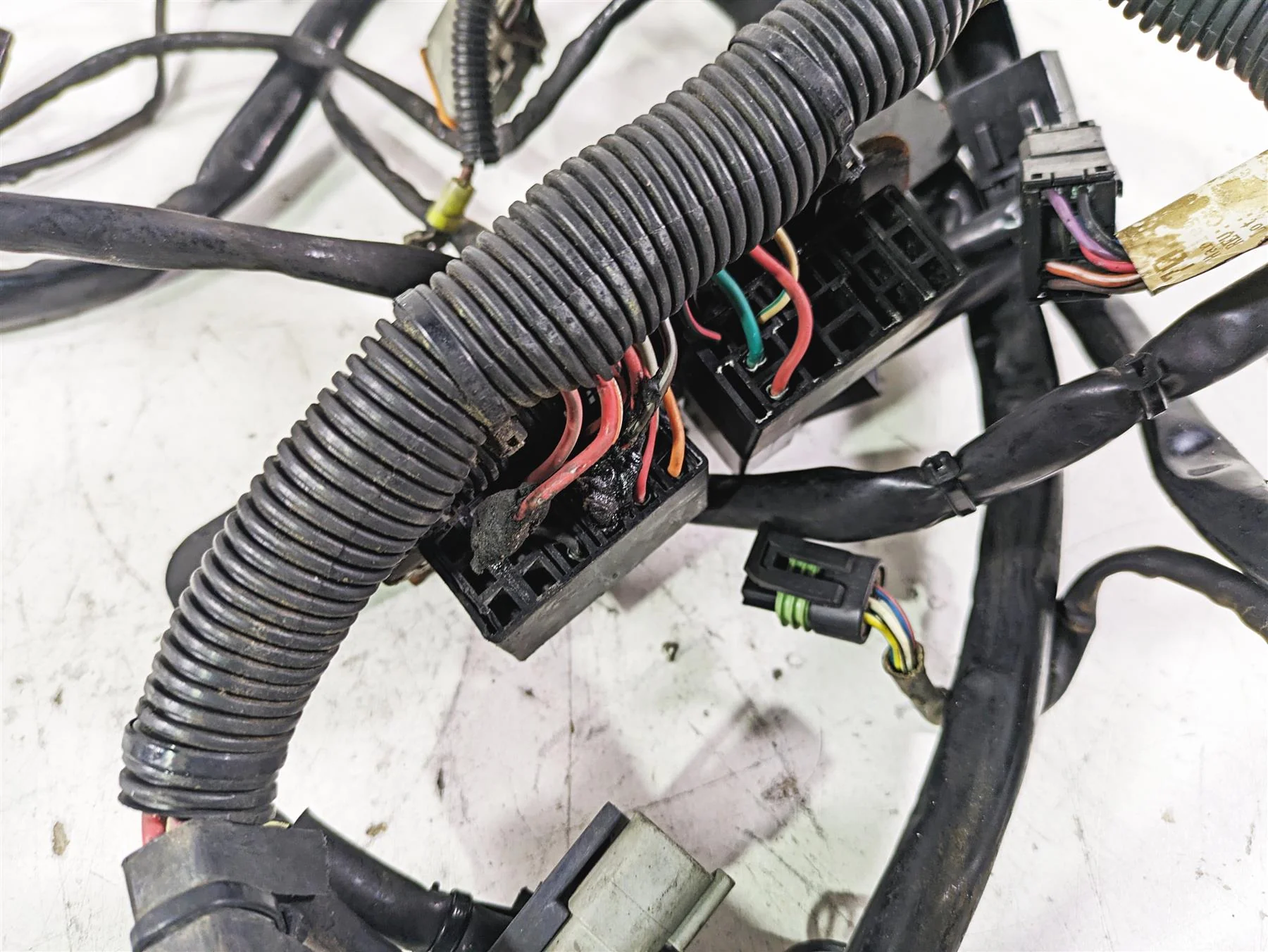 2002 Harley FLSTC Softail Heritage Wiring Harness Loom 0No Cuts 70216-01 - Image 10