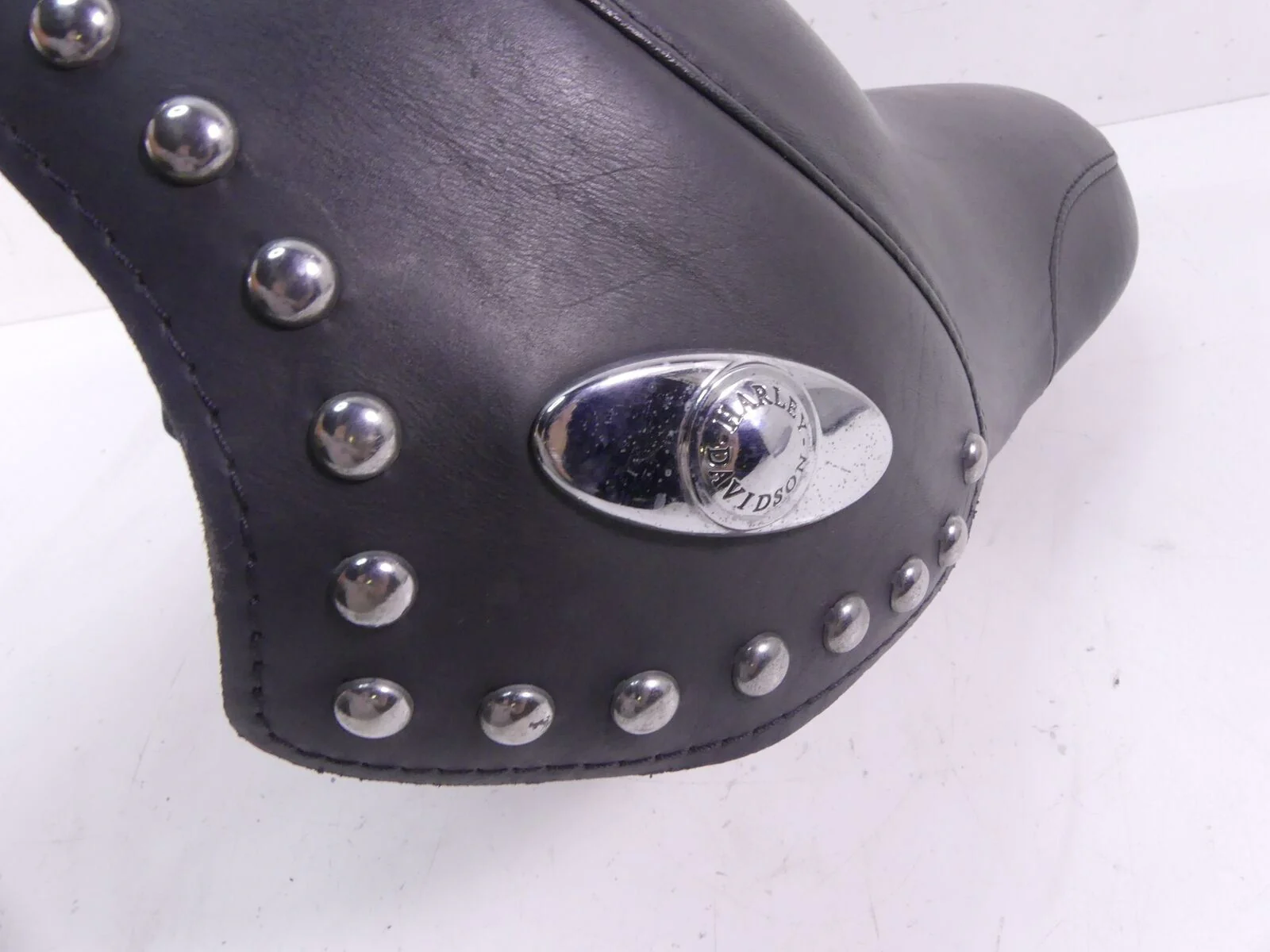 2002 Harley FLSTCI Softail Heritage Front Rider Driver Saddle Seat -Read 52506-0 - Image 8