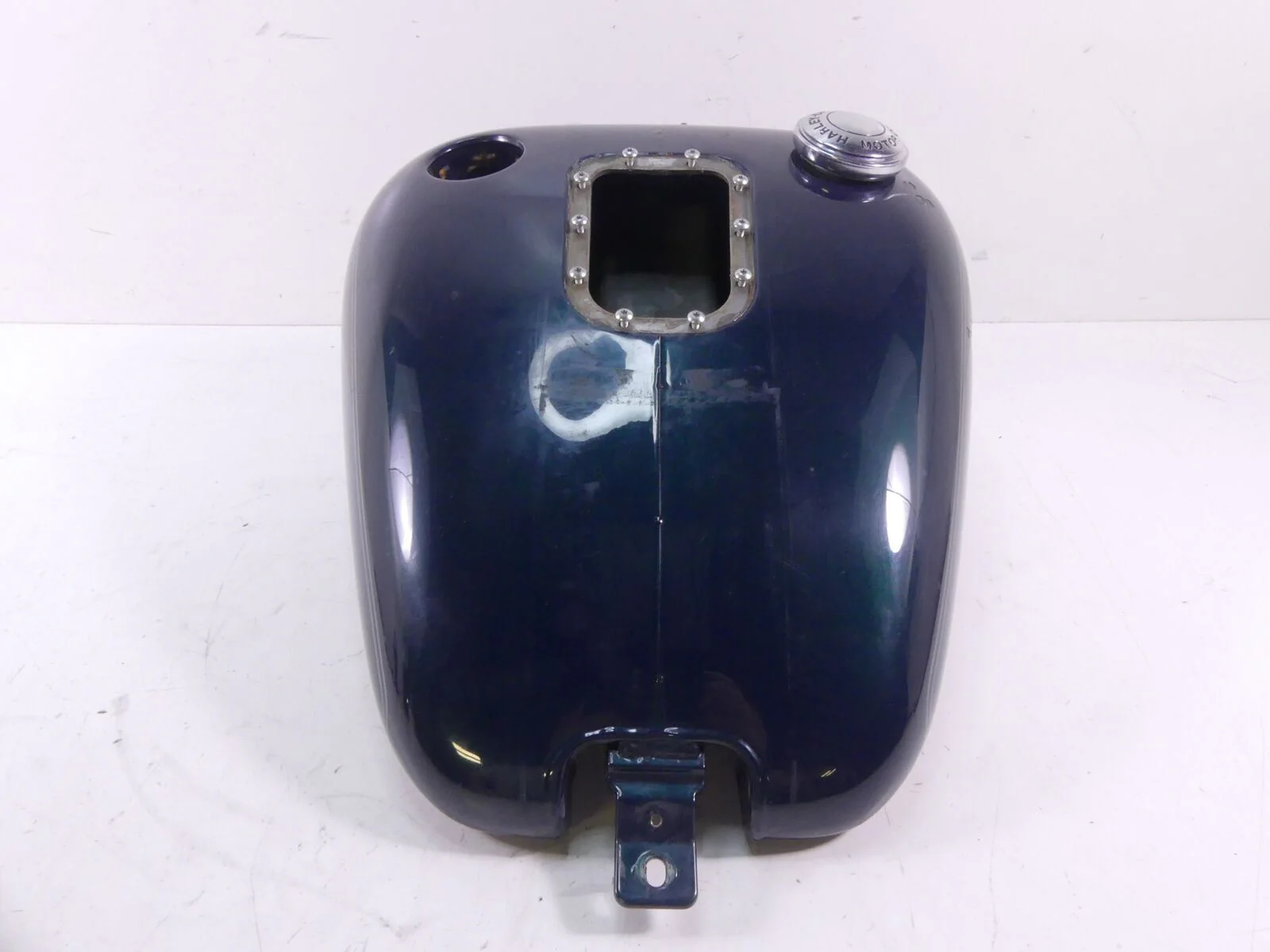 2002 Harley FLSTCI Softail Heritage Fuel Gas Petrol Tank Reservoir -Dent 61625-0 - Image 2