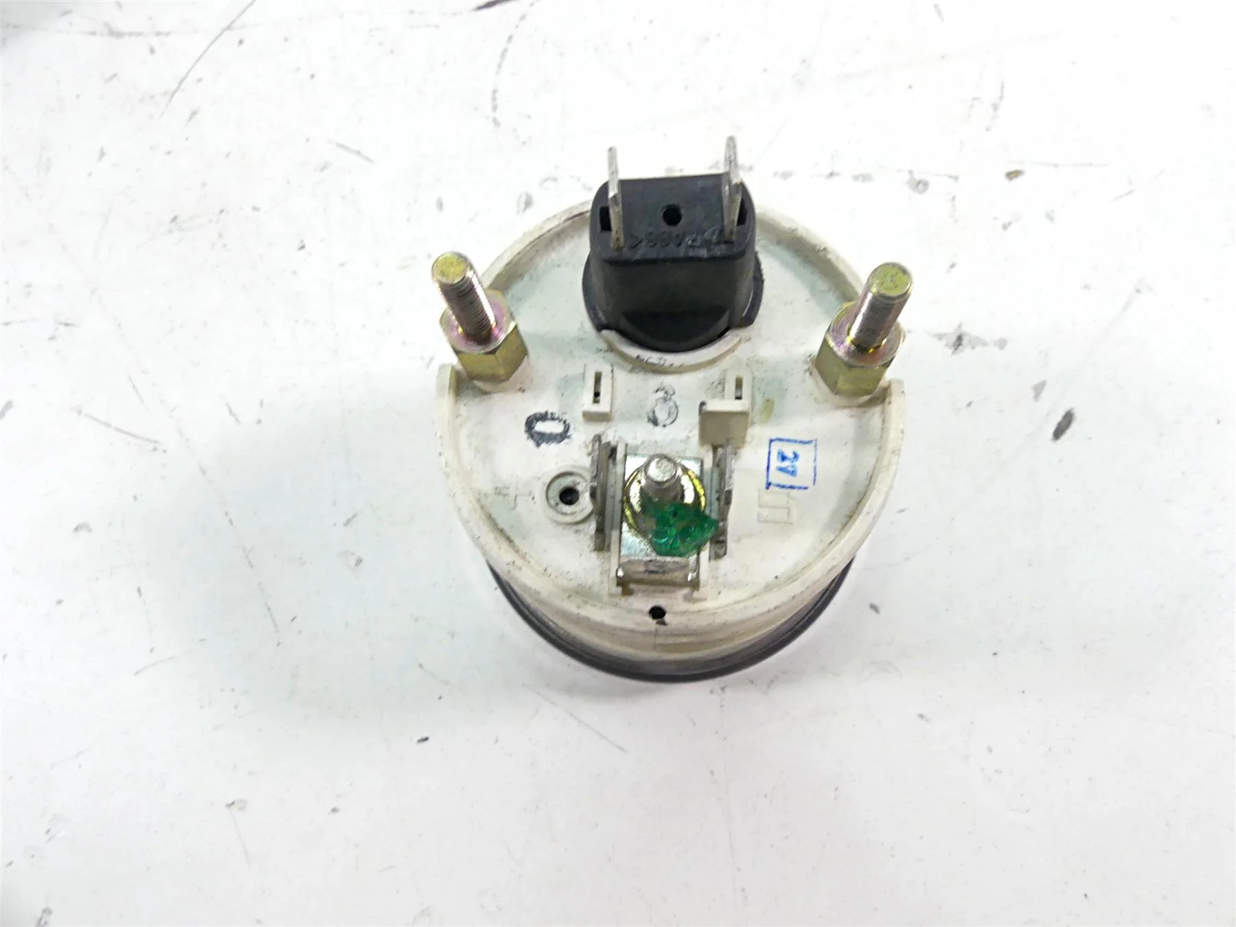 2002 Harley Touring FLHTC Electra Glide Air Temperature Gauge 75109-96B - Image 2