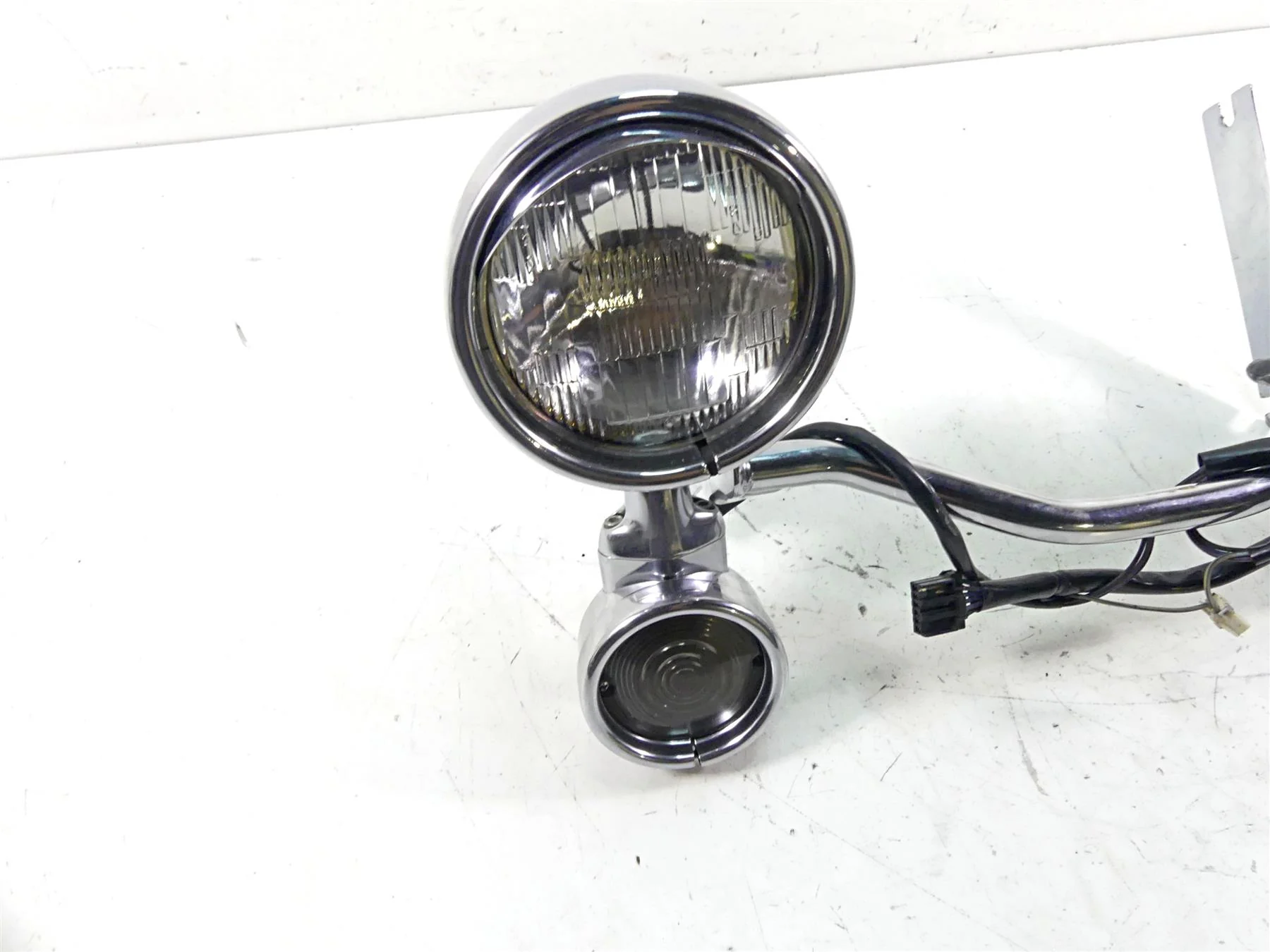 2002 Harley Touring FLHTC Electra Glide Front Spot Light Blinker Set 68712-94A - Image 7