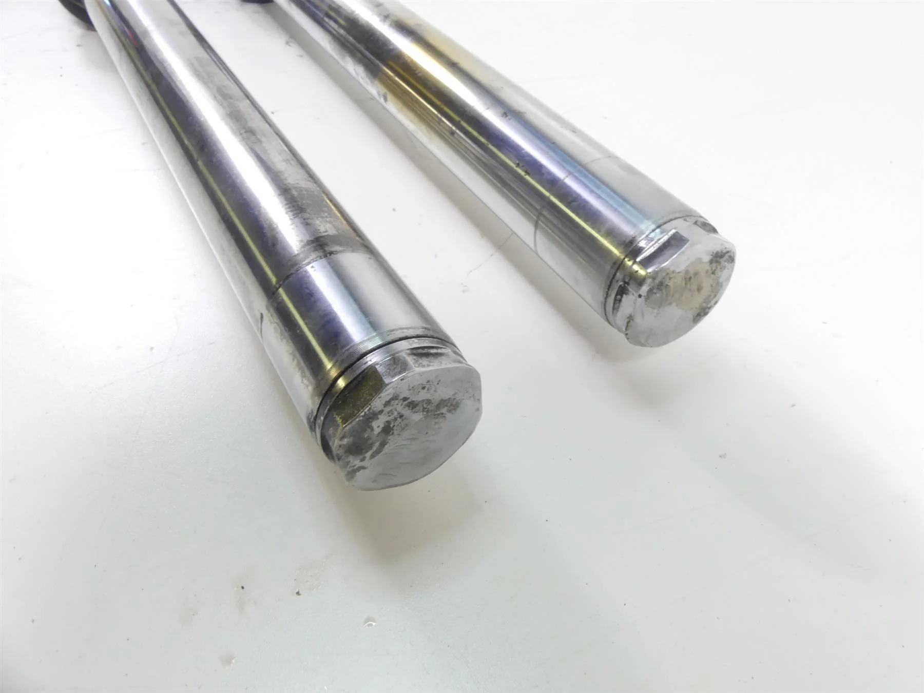 2002 Harley XL1200 Sportster Front 39mm Forks -Straight but Leak 45900-00 - Image 7