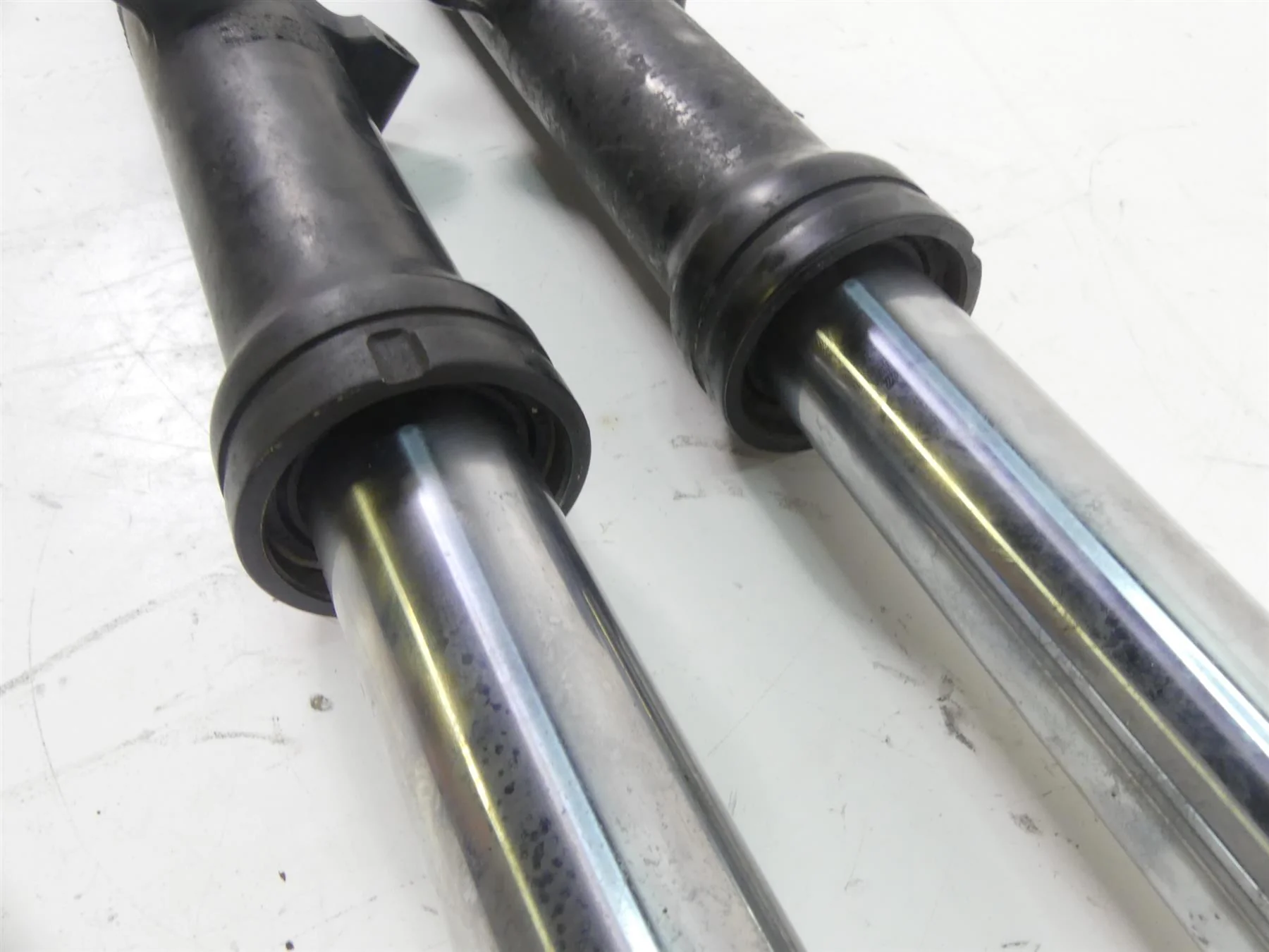 2002 Harley XL1200 Sportster Front 39mm Forks -Straight but Leak 45900-00 - Image 9