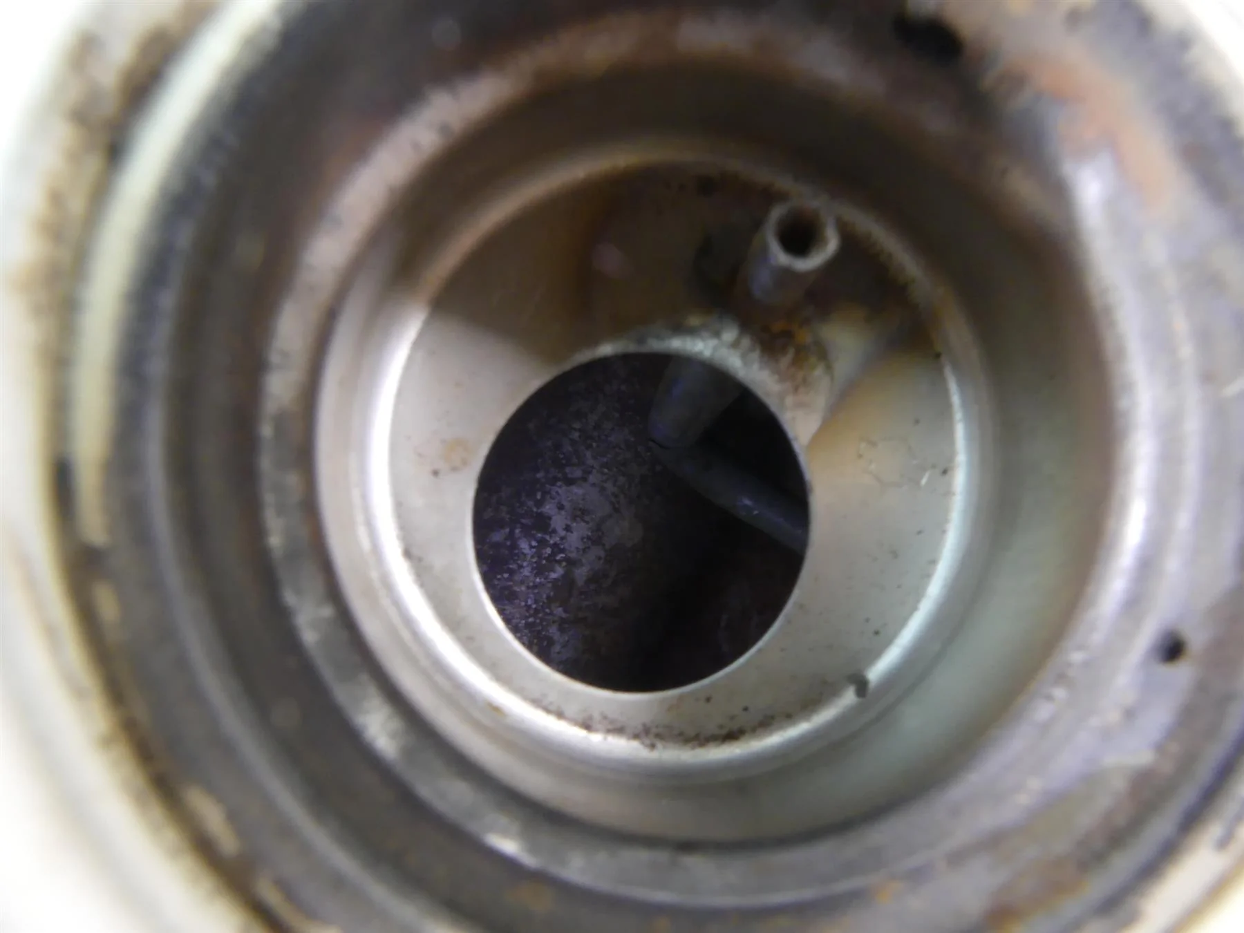 2002 Harley XL1200 Sportster Fuel Gas Petrol Tank - Read 61348-98 - Image 12