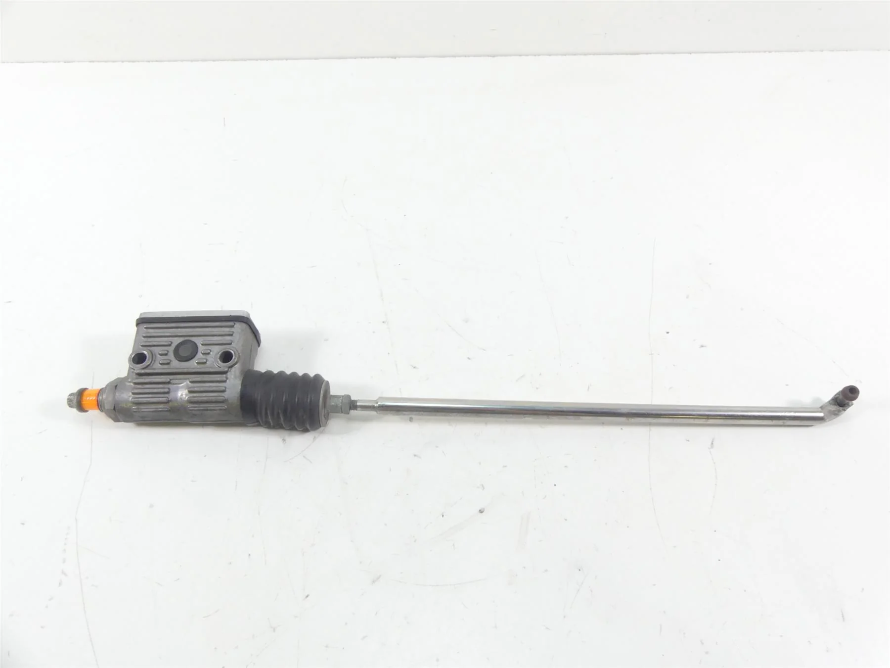 2002 Harley XL1200 Sportster Rear Brake Master Cylinder    42456-87 - Image 2
