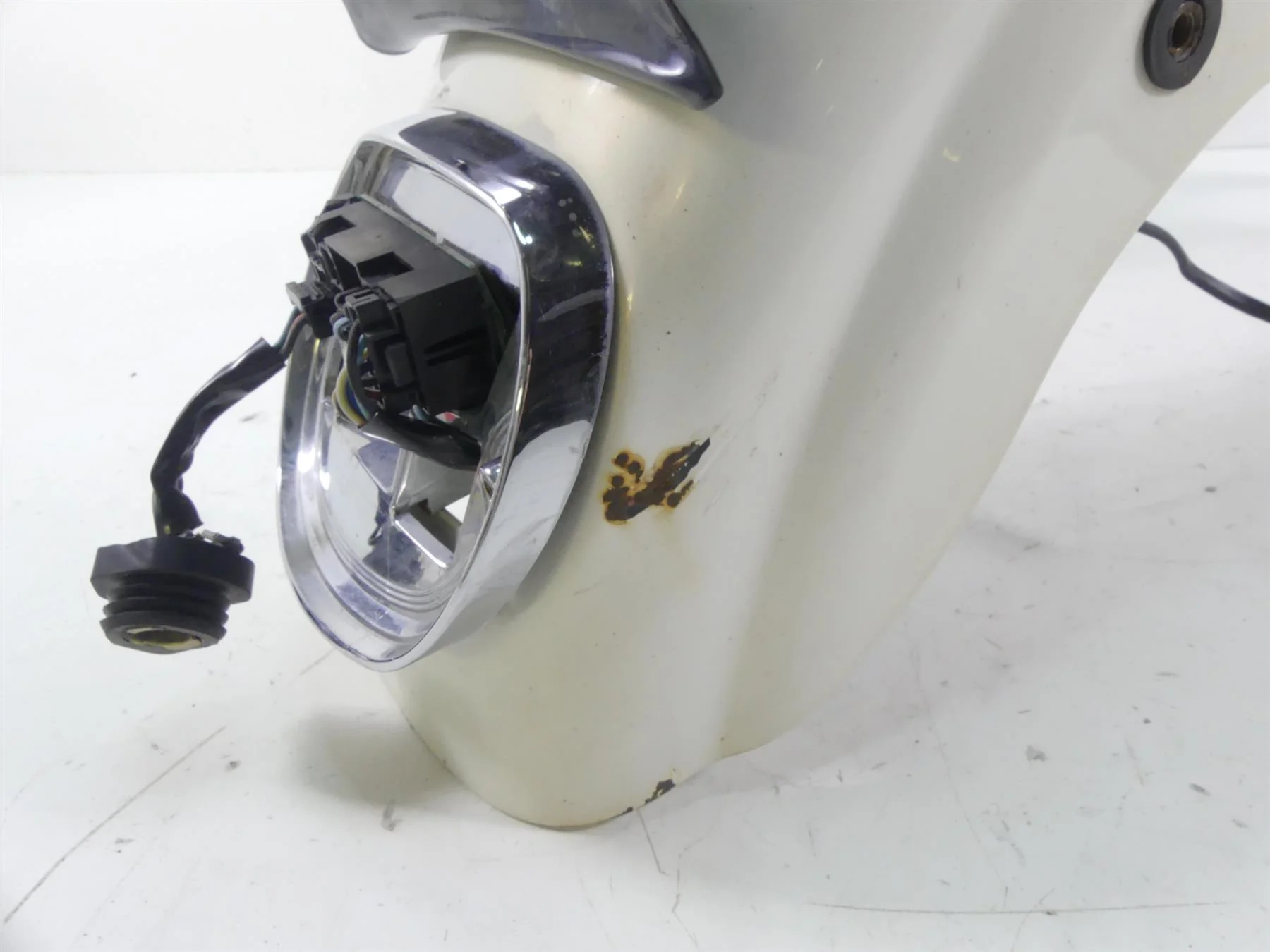 2002 Harley XL1200 Sportster Rear White Fender 59674-99 - Image 10