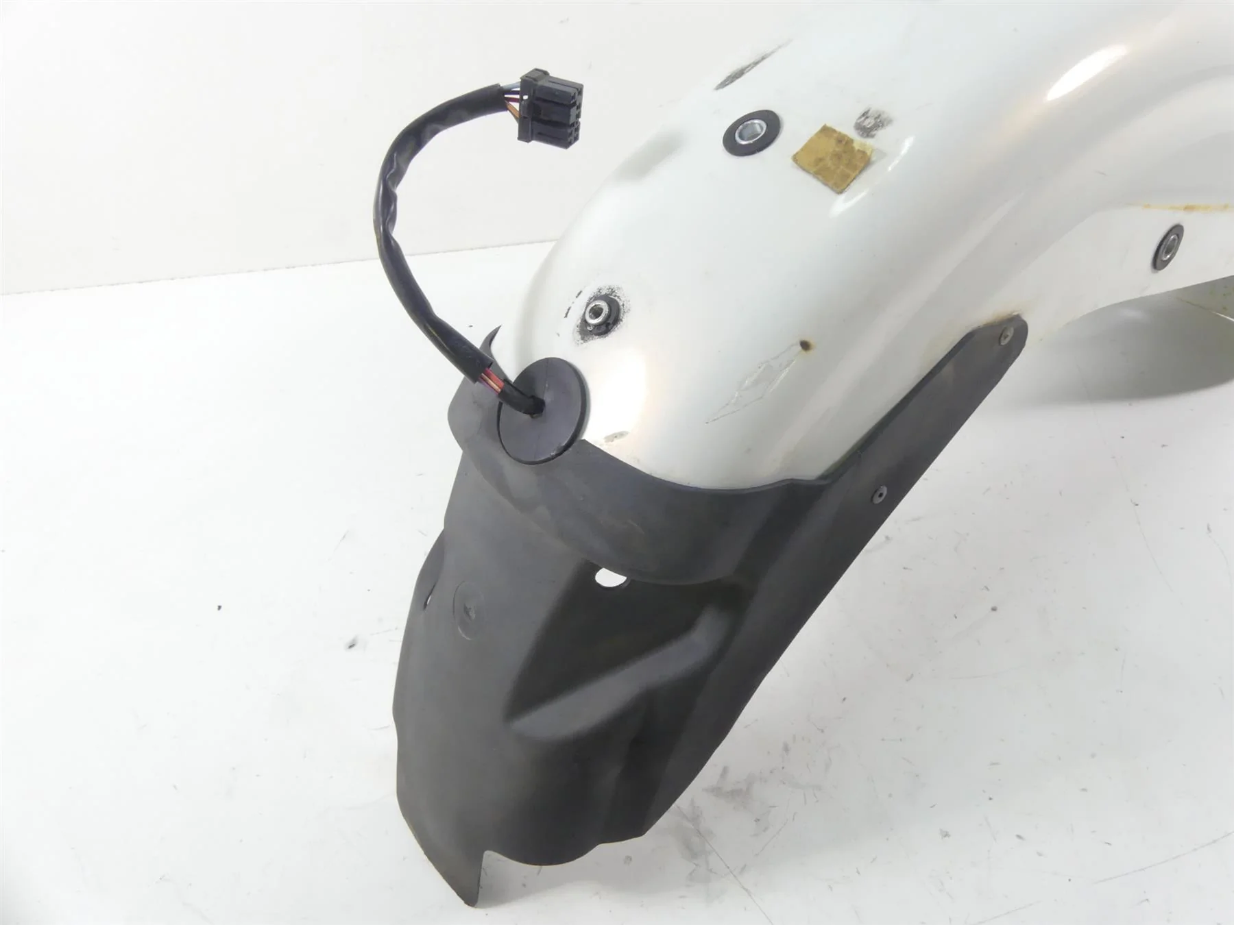 2002 Harley XL1200 Sportster Rear White Fender 59674-99 - Image 2