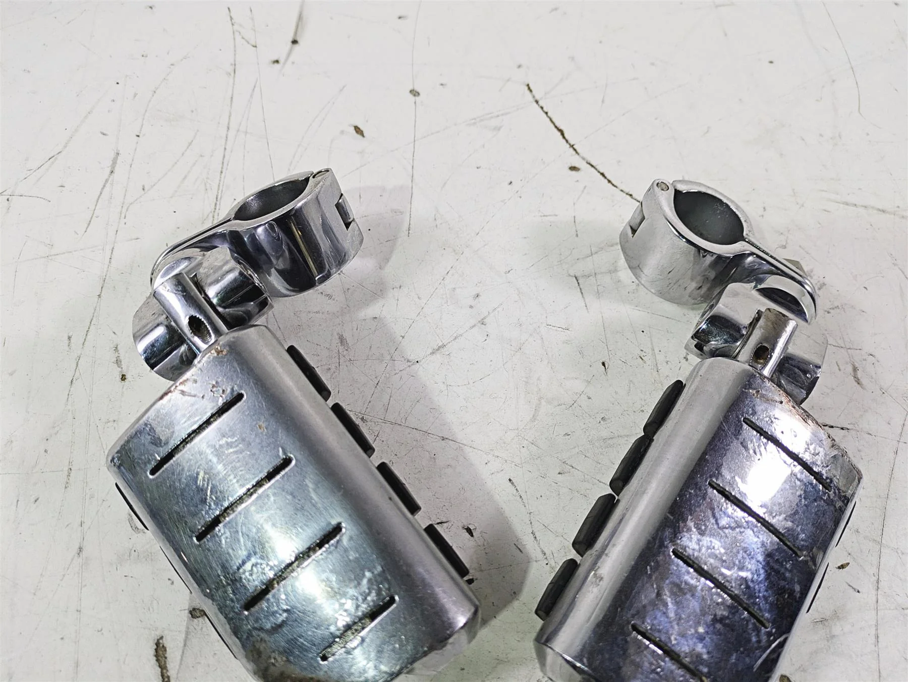 2002 Honda GL1500 CD Valkyrie Deluxe Chrome Highway Foot Rest Peg Set - Image 10